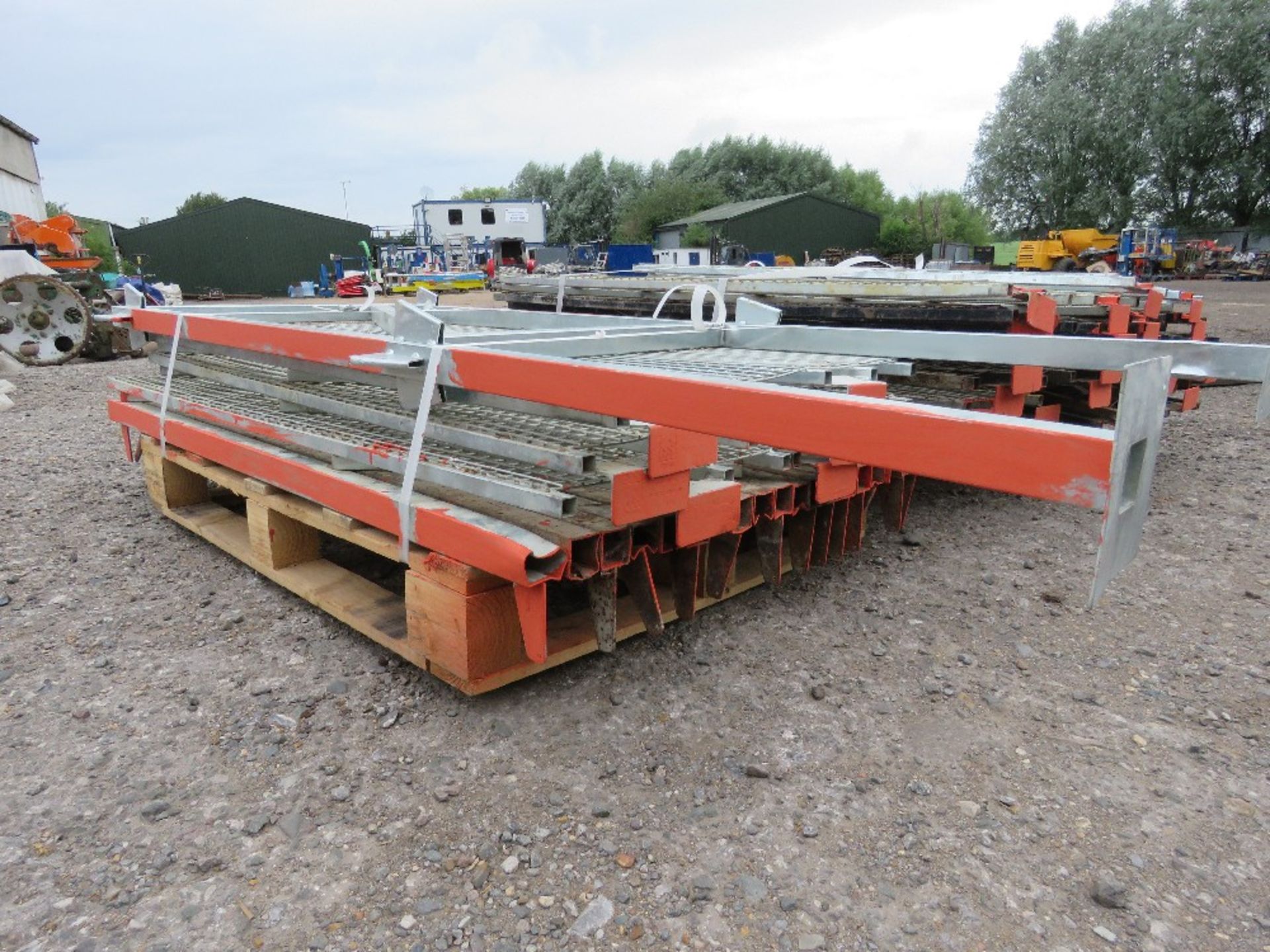 2 x PALLETS/QUANTITY OF RHINO SCAFFOLD DECK PANELS. THIS LOT IS SOLD UNDER THE AUCTIONEERS MARGIN - Image 5 of 7