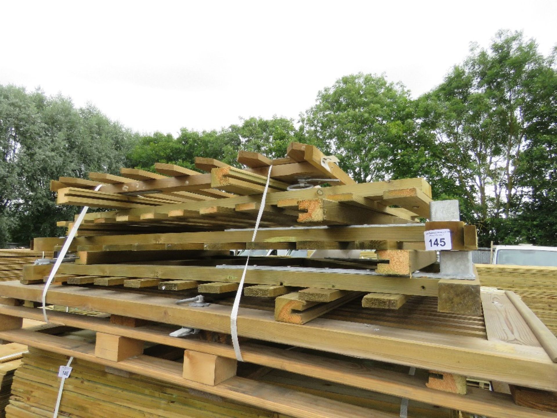 4 X WOODEN TIMBER PICKET FENCE GATES.