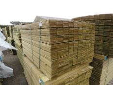 LARGE PACK OF PRESSURE TREATED HIT AND MISS FENCE CLADDING TIMBER BOARDS. 1.44M LENGTH X 100MM WIDTH