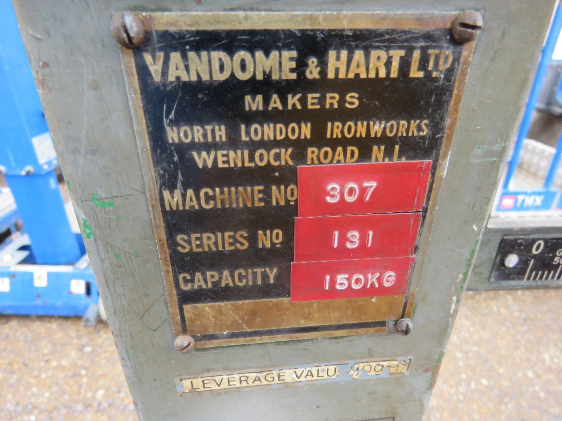 VANDAME AND HART ANTIQUE / OLD SCALES WITH WEIGHTS. THIS LOT IS SOLD UNDER THE AUCTIONEERS MARGIN - Image 5 of 6