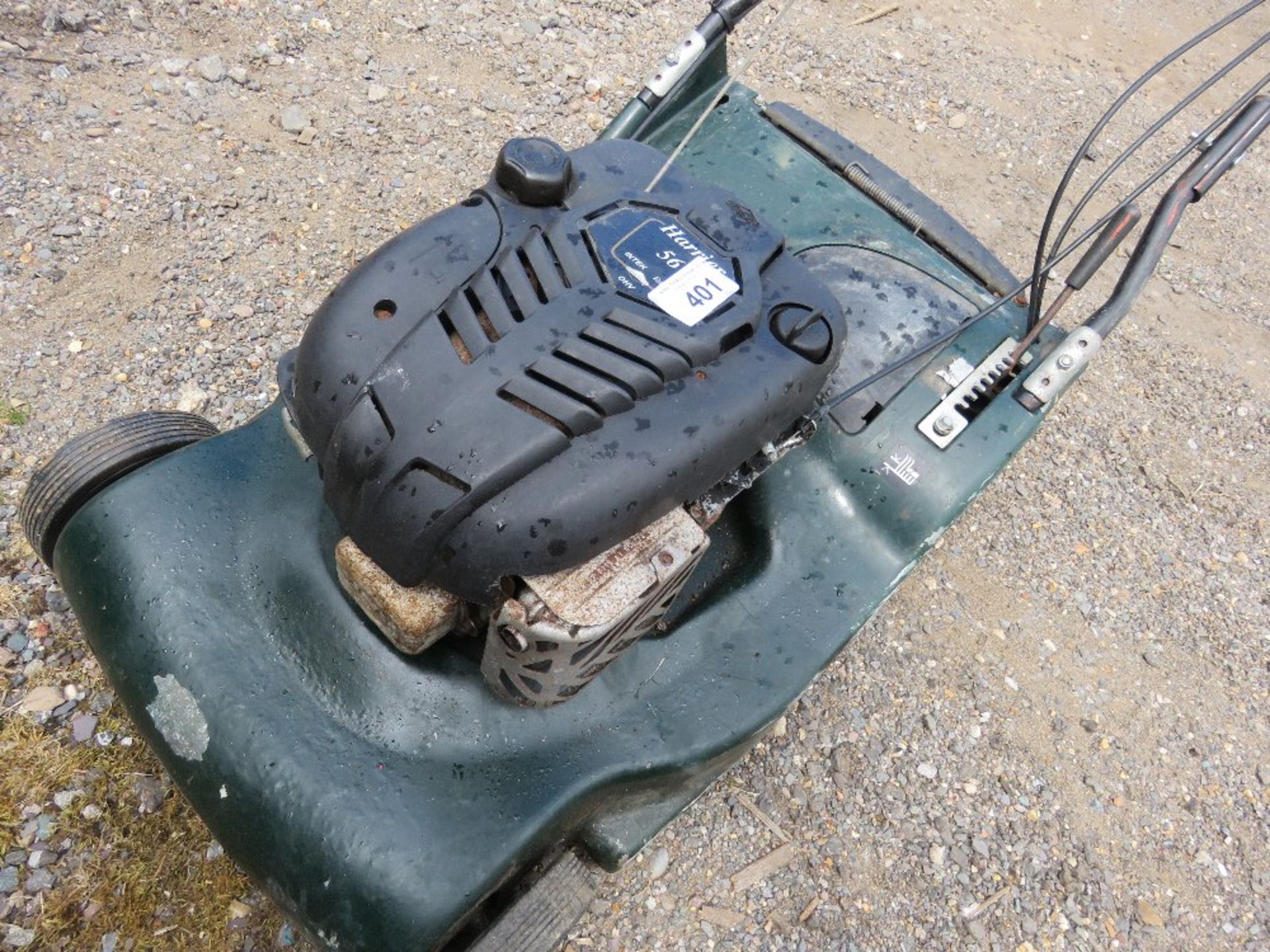 HAYTER HARRIER 56 ROLLER MOWER, NO COLLECTOR. THIS LOT IS SOLD UNDER THE AUCTIONEERS MARGIN SCHEM - Image 4 of 5