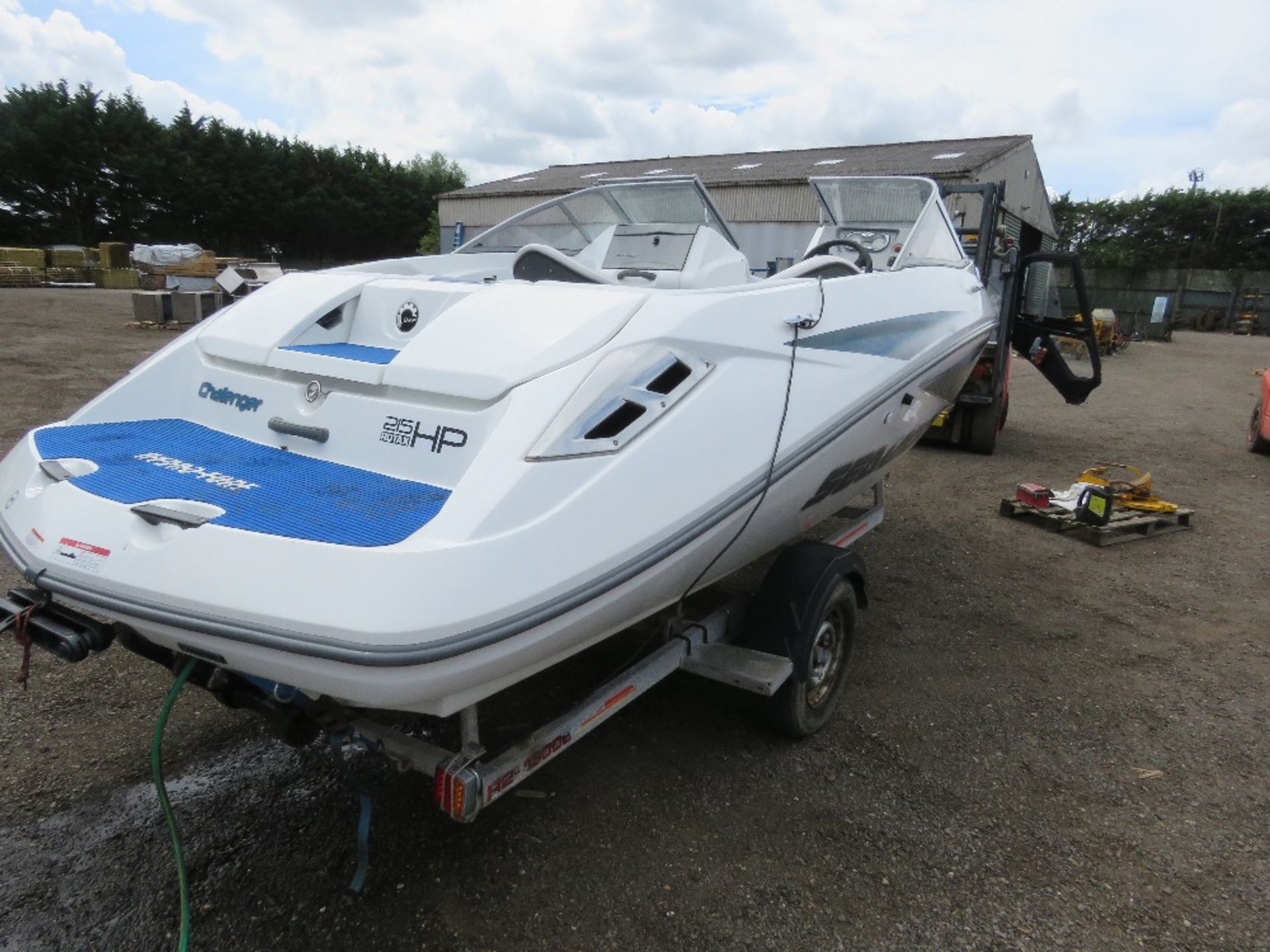 ON SALE!!!...SEADOO CHALLENGER 180 JET BOAT ON TRAILER. POWERED BY ROTAX 215HP 4-TEC ENGINE - Image 7 of 23