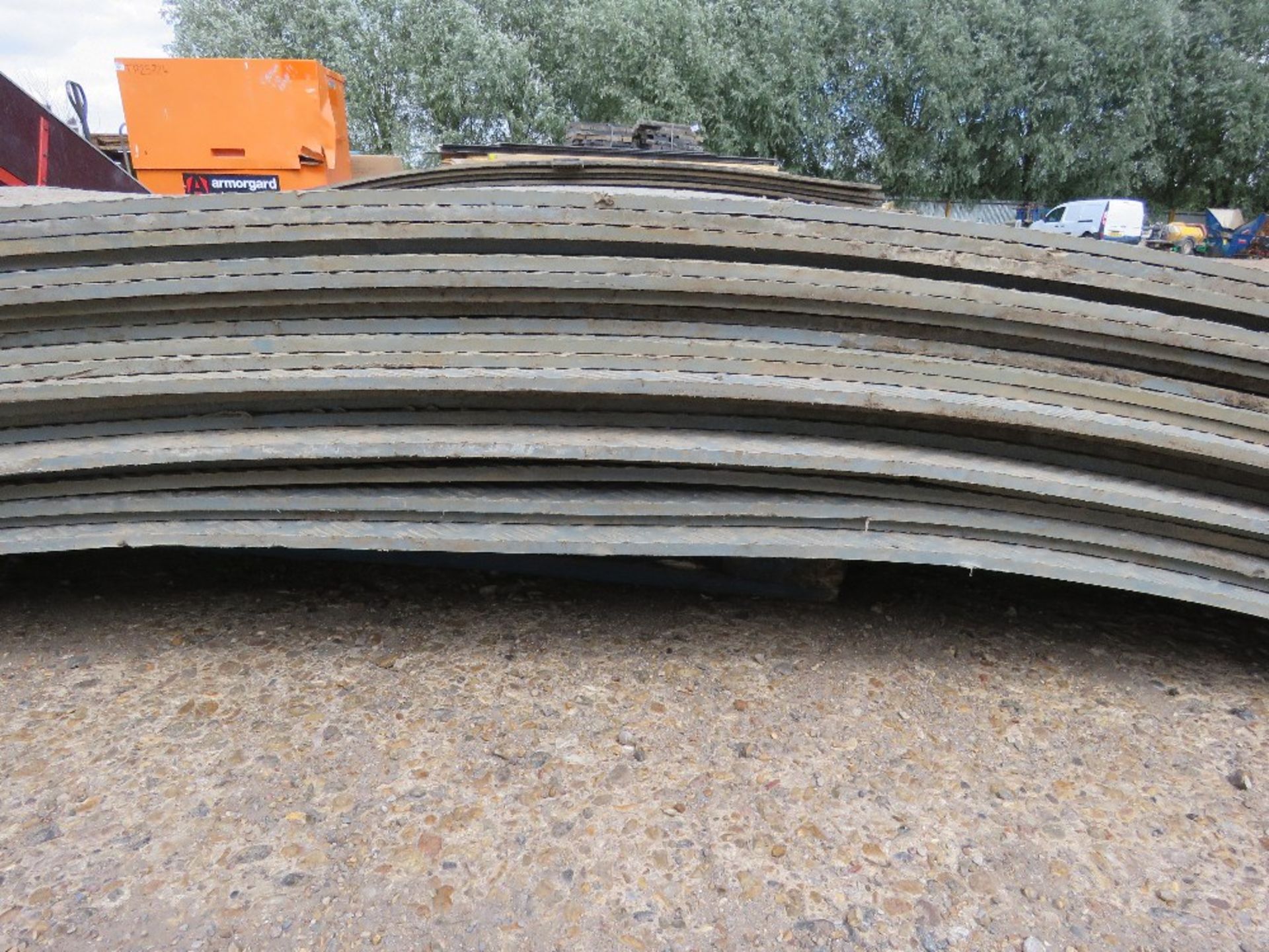 STACK OF GREY TRACK MATS, 10MM THICKNESS: 21NO APPROX @ 1.25M X 2.5M. DIRECT FROM LOCAL DEPOT CLOSU - Image 4 of 6