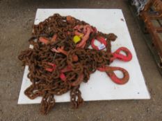 EXTRA HEAVY DUTY SET OF LIFTING CHAINS WITH SHORTENERS. THIS LOT IS SOLD UNDER THE AUCTIONEERS MA