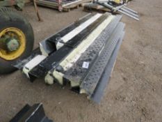 PALLET OF BLACK COLOURED CATNIC TYPE LINTELS. THIS LOT IS SOLD UNDER THE AUCTIONEERS MARGIN SCHEM