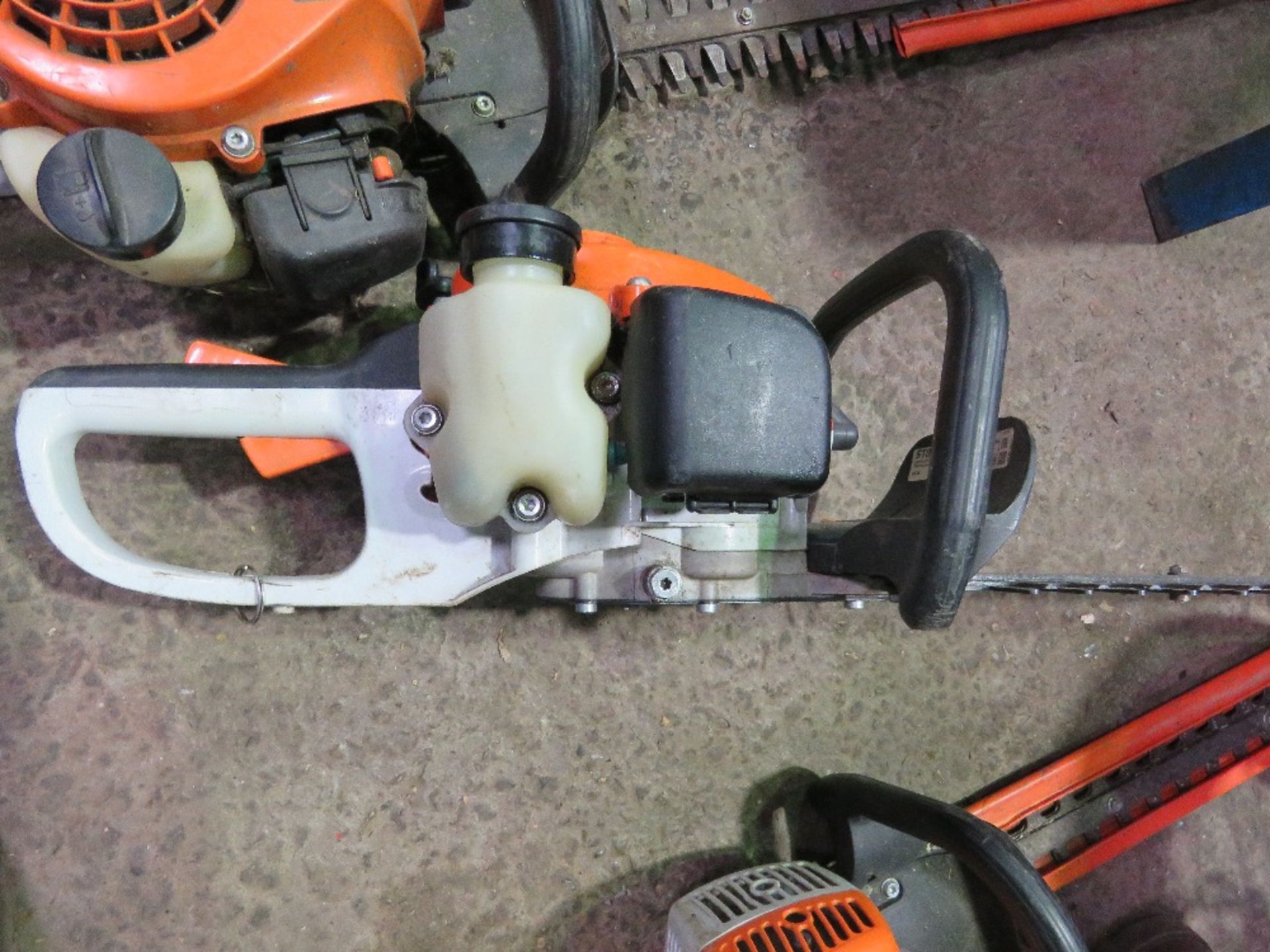 STIHL HS45 PETROL ENGINED PROFESSIONAL HEDGE CUTTER. DIRECT FROM LOCAL LANDSCAPE COMPANY WHO ARE CLO - Image 3 of 5