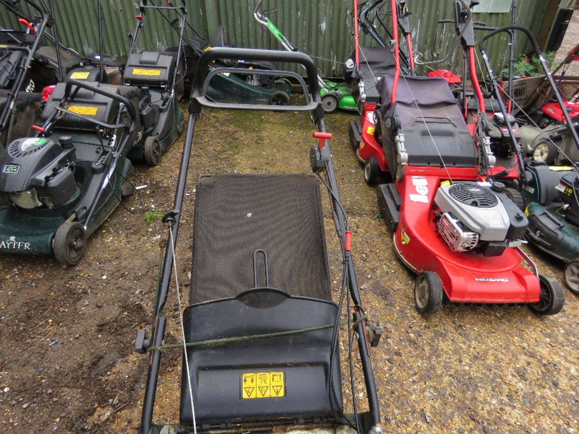 HAYTER HARRIER 56 ROLLER MOWER WITH COLLECTOR. DIRECT FROM LOCAL LANDSCAPE COMPANY WHO ARE CLOSING A - Image 3 of 3