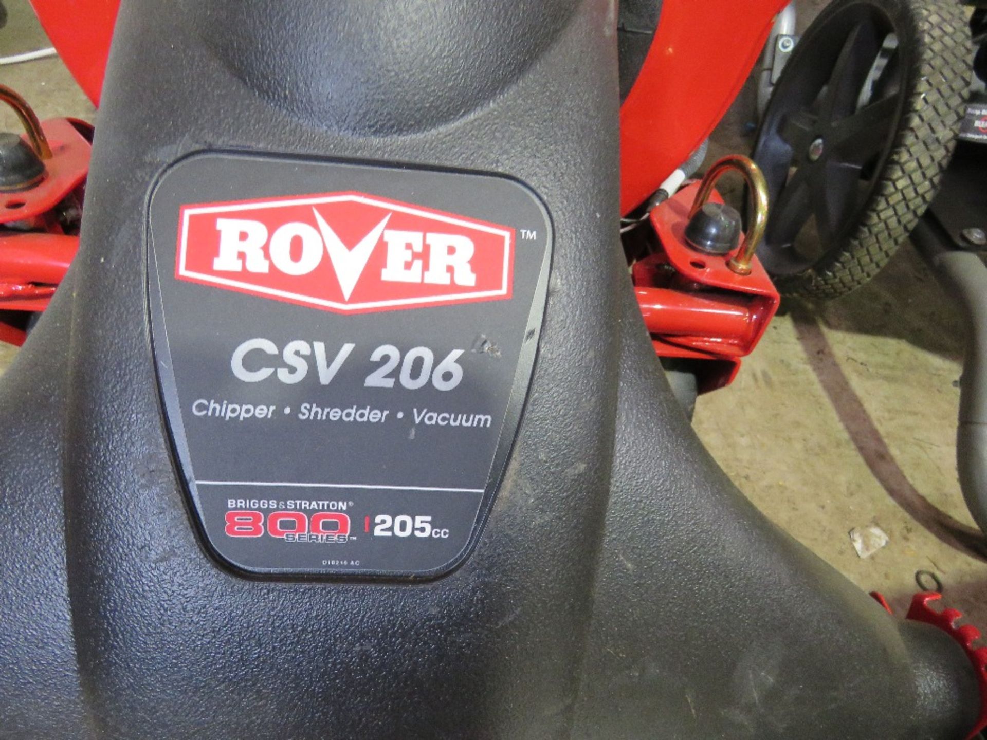 ROVER CSV206 PETROL ENGINED VACUUM UNIT FOR STABLE OR GARDEN. - Image 2 of 3