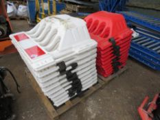 20NO WHITE AND RED PLASTIC BARRIERS. THIS LOT IS SOLD UNDER THE AUCTIONEERS MARGIN SCHEME, THEREF