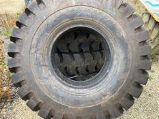 SET OF 4 UNUSED ROUGH TERRAIN CRANE TYRES 16.00-25 L4/E4 RATED. ASSISTANCE WITH LOADING ONTO A SUI