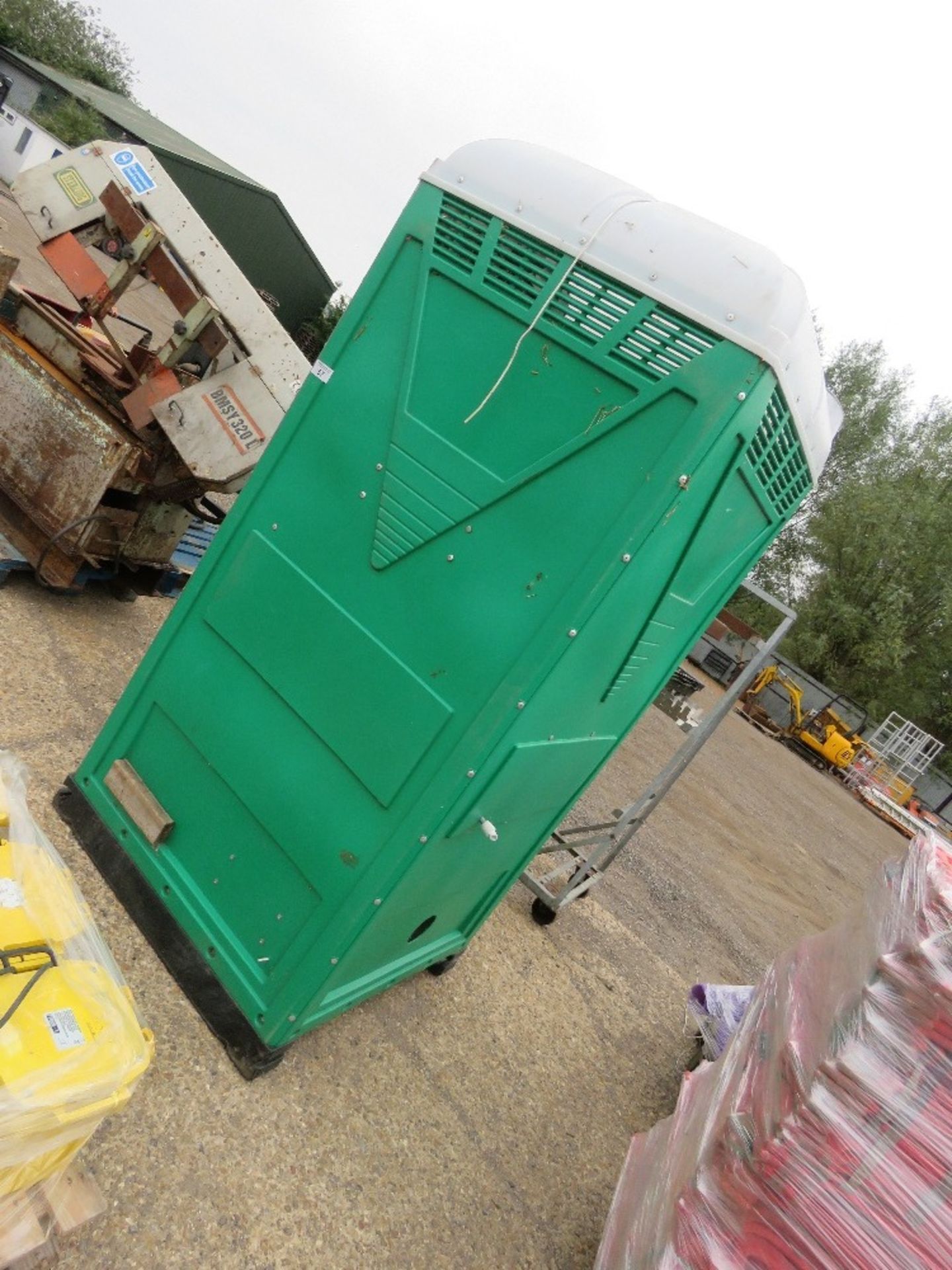 MAINS PORTABLE SITE TOILET. - Image 2 of 7