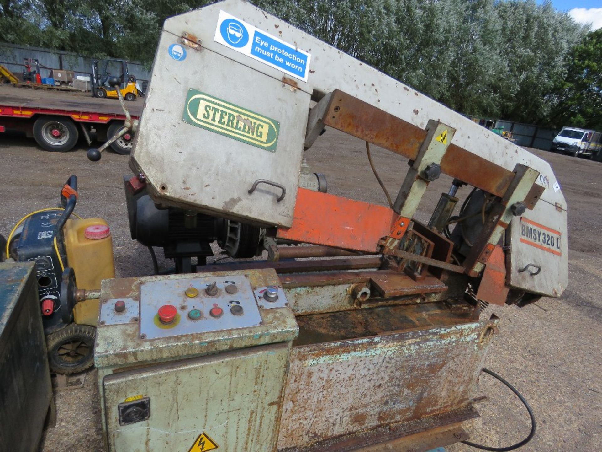 STERLING BMSY320L HORIZONTAL METAL CUTTING BANDSAW. - Image 5 of 6