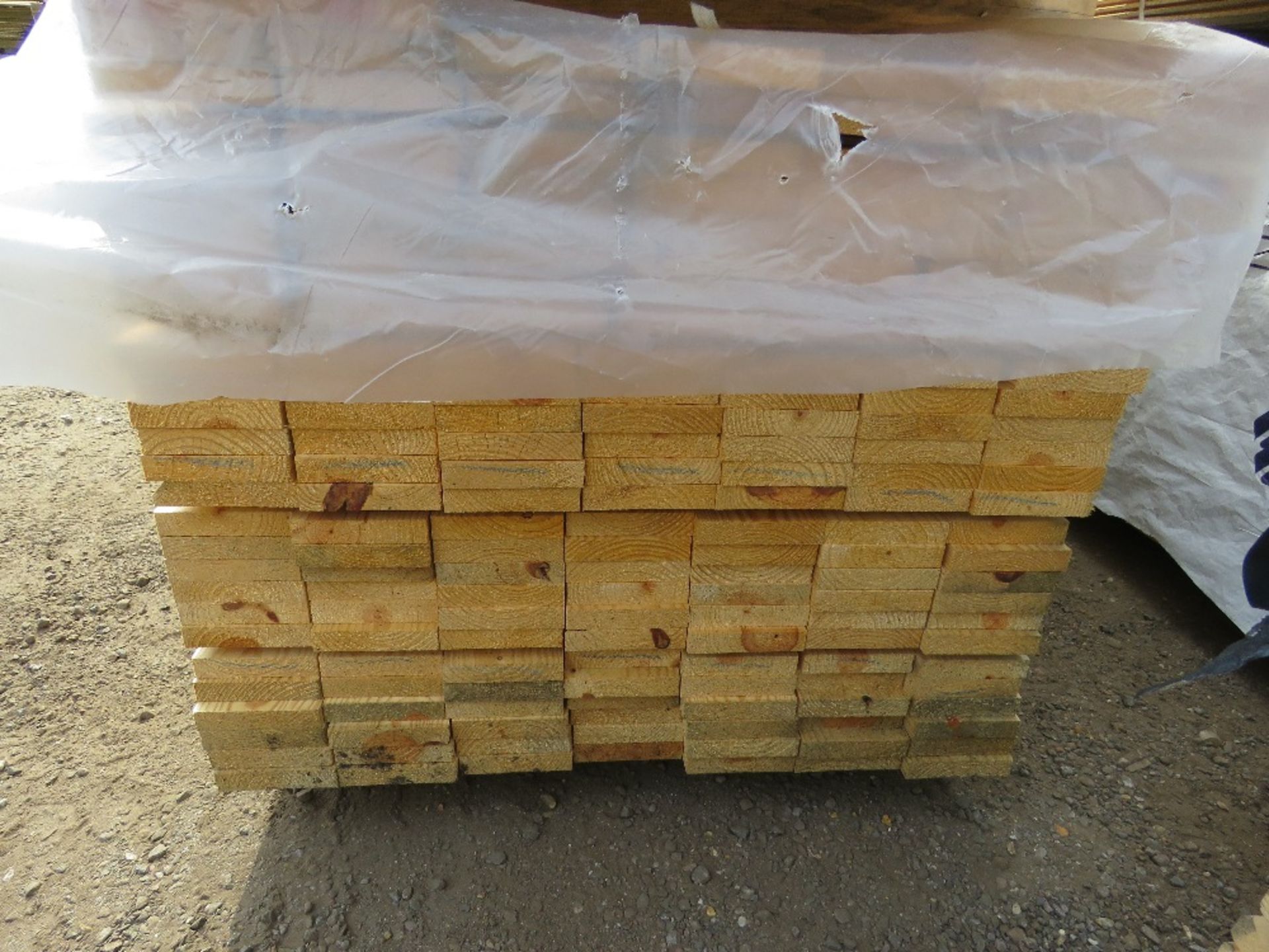 LARGE PACK OF TIMBER BOARDS, UNTREATED: 1.83M LENGTH X 140MM X 30MM APPROX. - Image 2 of 3