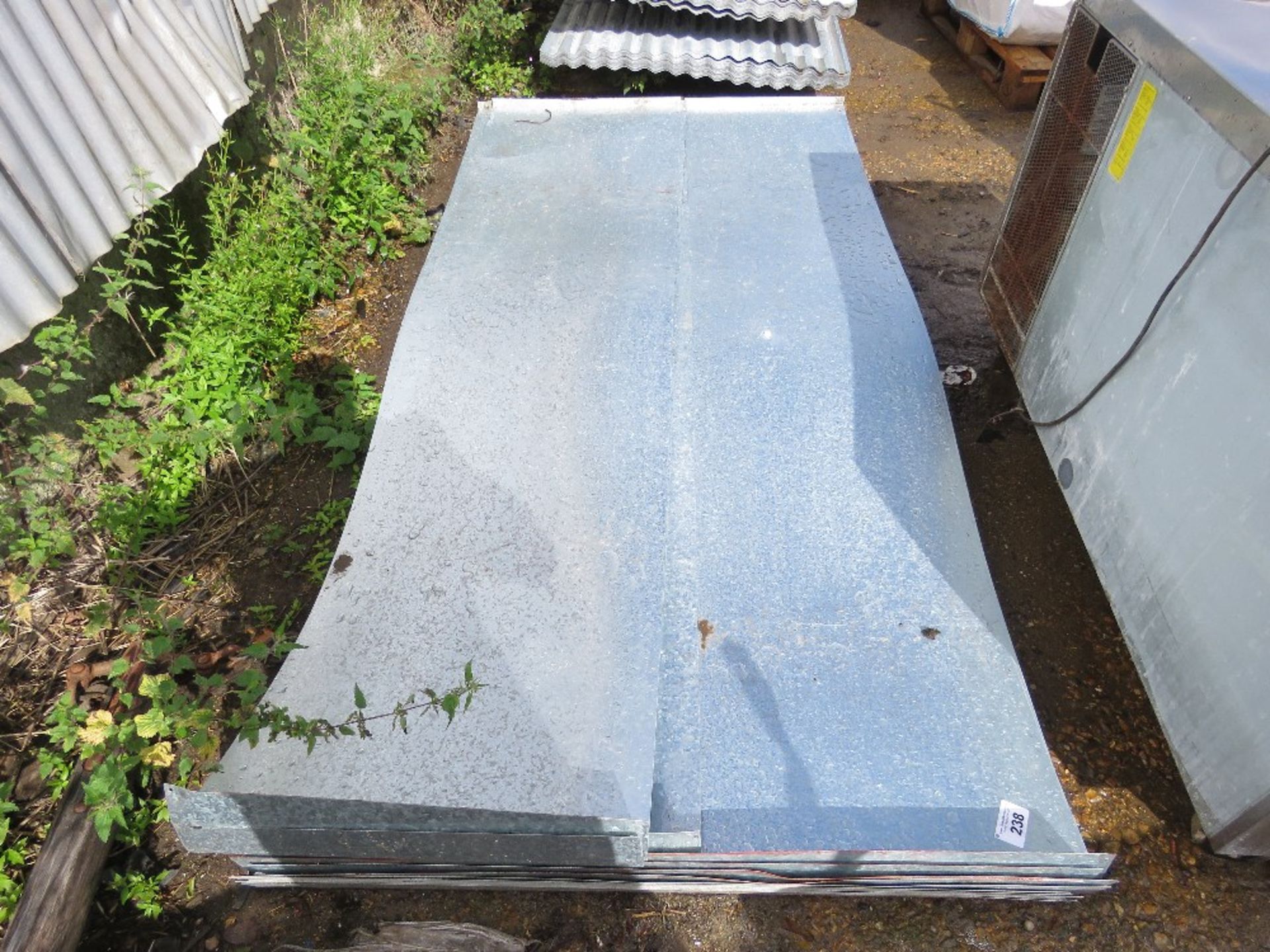 QUANTITY OF FLAT GALVANISED SHEETS, FULL AND HALF SIZES. THIS LOT IS SOLD UNDER THE AUCTIONEERS - Image 2 of 5