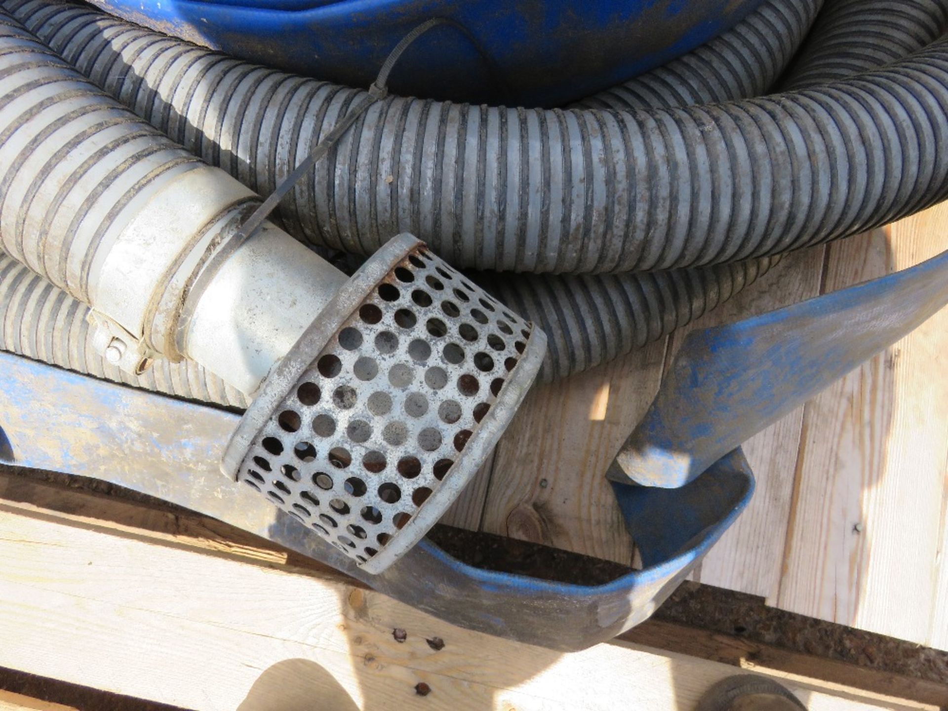 PALLET OF LAYFLAT AND SUCTION HOSES. - Image 5 of 6