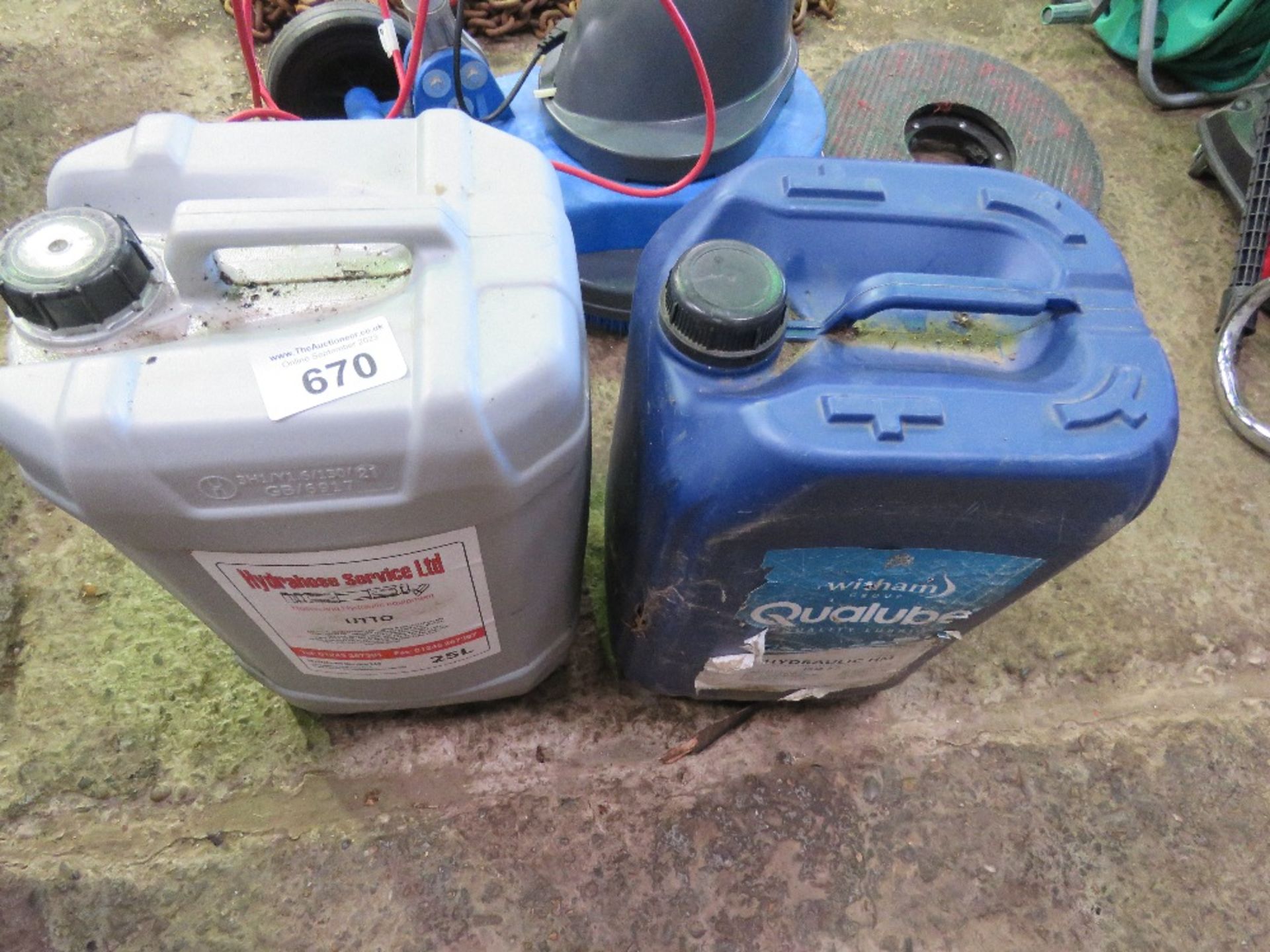 2 X DRUMS OF HYDRAULIC OIL, FEEL NEARLY FULL. DIRECT FROM LOCAL LANDSCAPE COMPANY WHO ARE CLOSING A