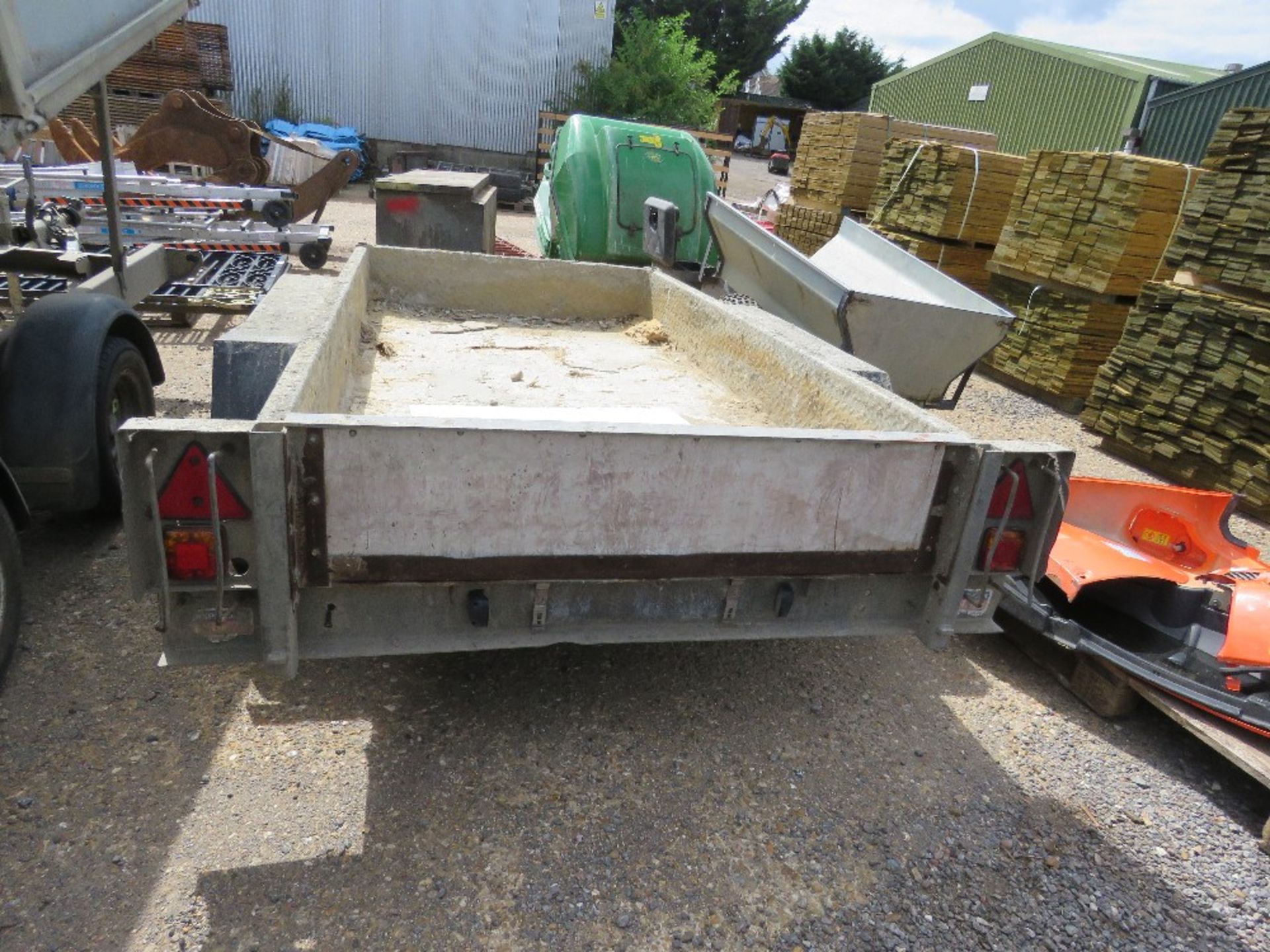 INDESPENSION TYPE TWIN AXLED PLANT TRAILER 8FT X 4FT APPROX. ID:A247098/JUPPDT04. DIRECT FROM UTILIT - Image 8 of 9
