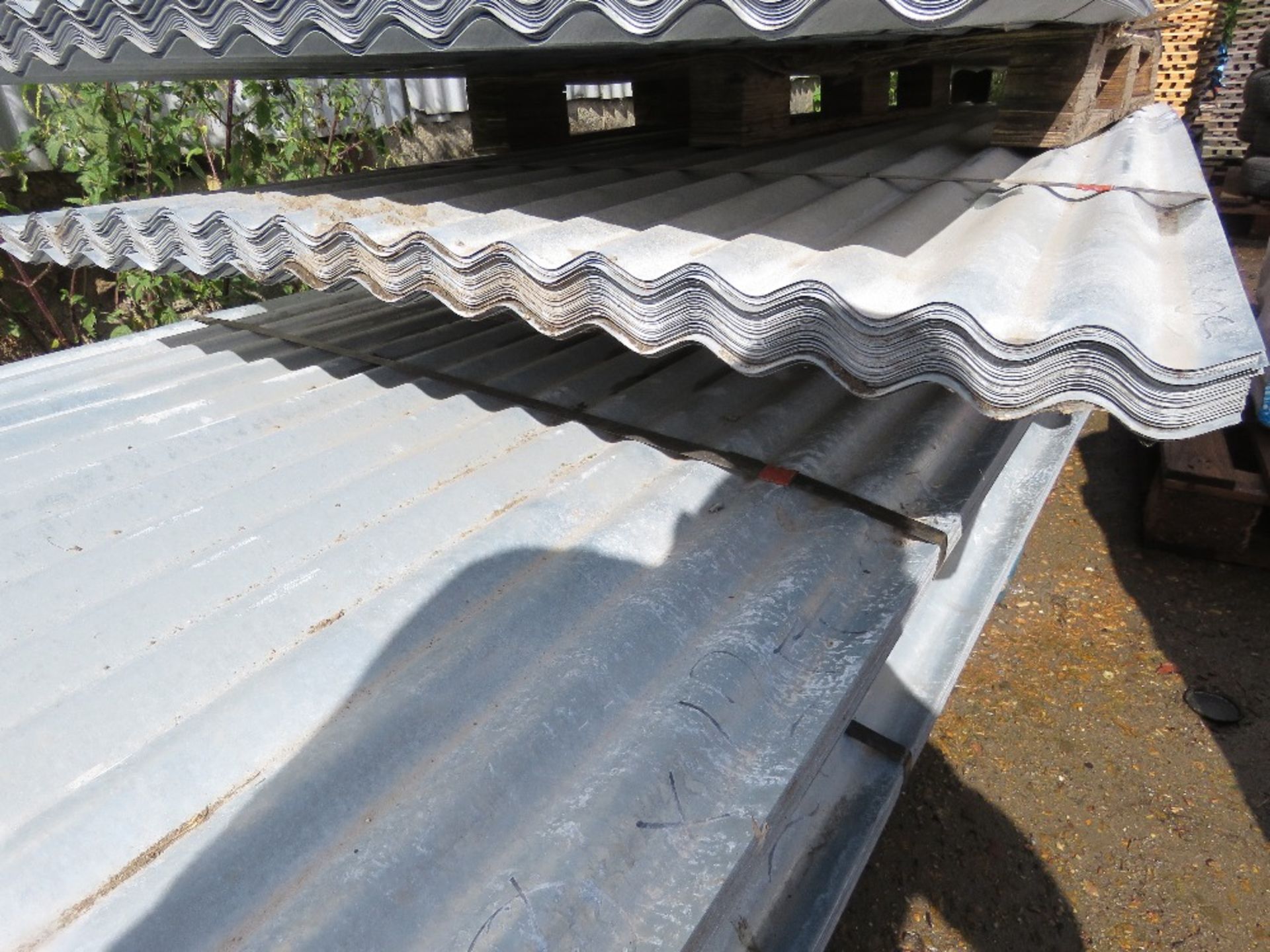 PACK OF 50NO 10FT CORRUGATED GALVANISED ROOFING SHEETS, EXTRA WIDE AT 1.14M WIDTH APPROX. - Image 2 of 3