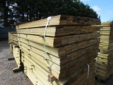 LARGE PACK OF PRESSURE TREATED HIT AND MISS FENCE CLADDING TIMBER BOARDS: 1.75M LENGTH X 100MM WIDTH