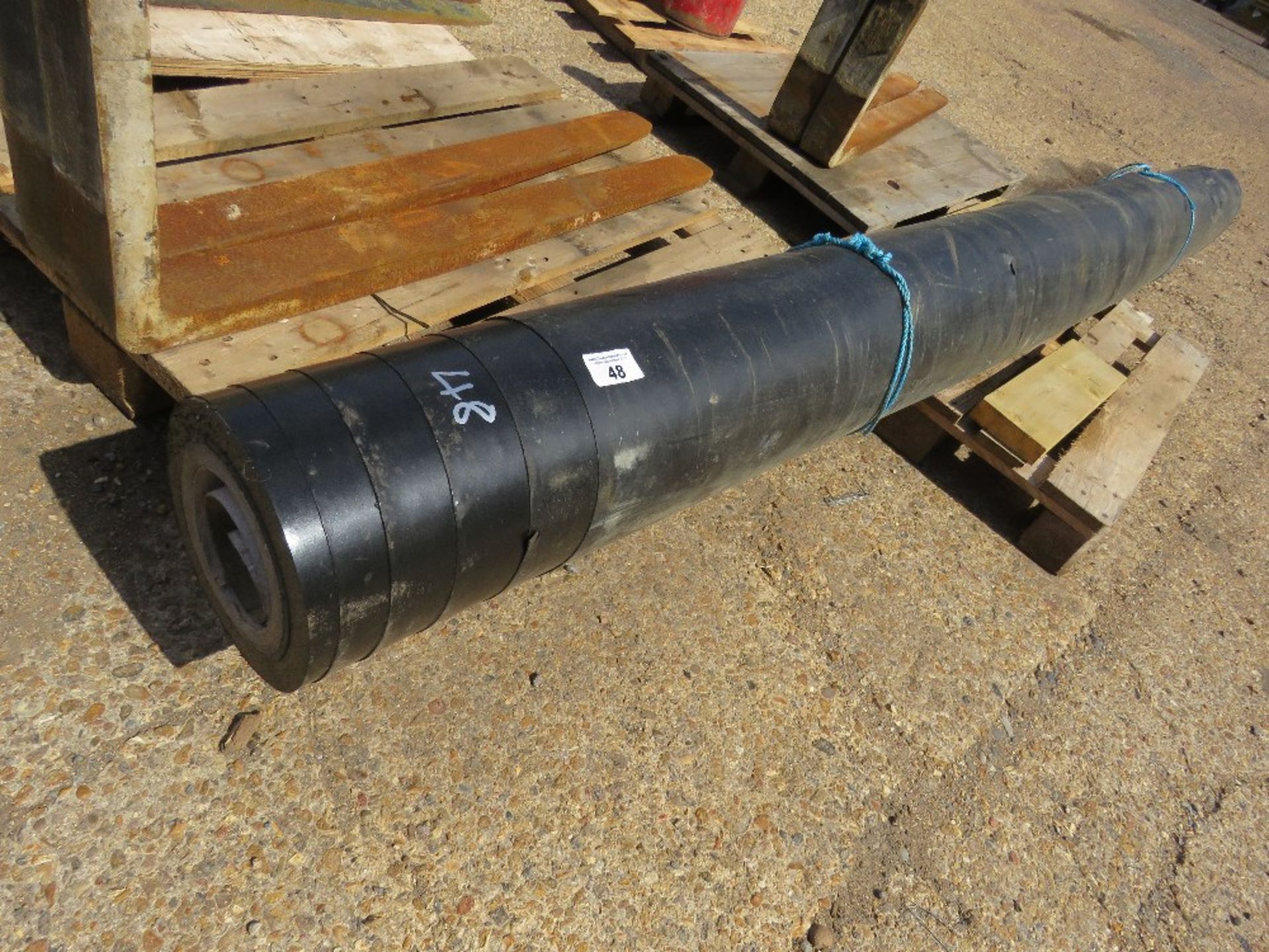 LARGE ROLL OF HEAVY DUTY MEMBRANE MATERIAL, 9FT WIDTH APPROX.