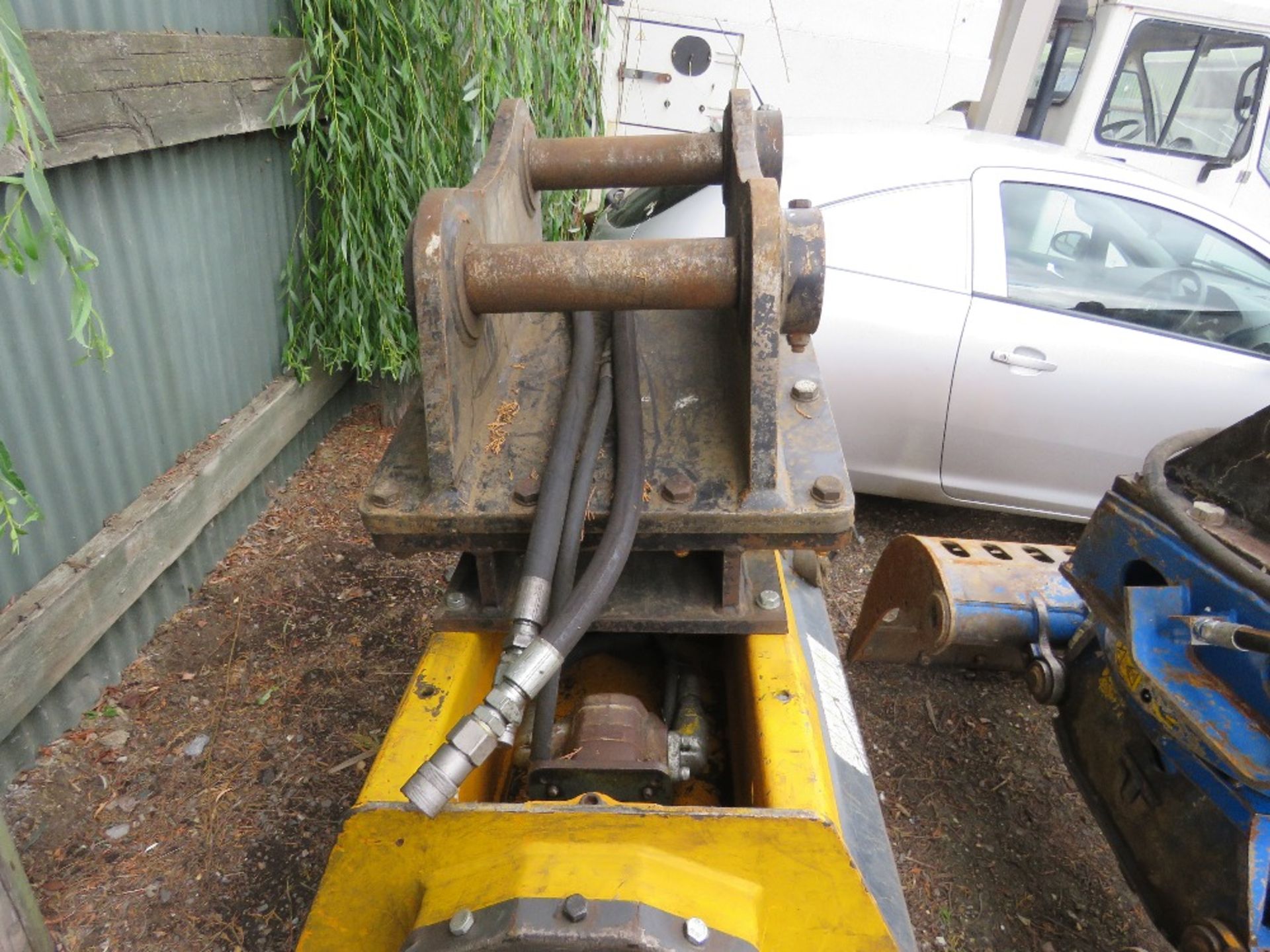 FEMAC EXCAVATOR MOUNTED HEAVY DUTY FLAIL HEAD ON 80MM PINS. UNTESTED, CONDITION UNKNOWN. - Image 8 of 8