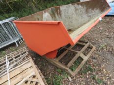 LARGE SIZED TIPPING SKIP. THIS LOT IS SOLD UNDER THE AUCTIONEERS MARGIN SCHEME, THEREFORE NO VAT