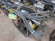 JCB COMPACT HYDRAULIC BREAKER PACK WITH HOSE AND GUN.