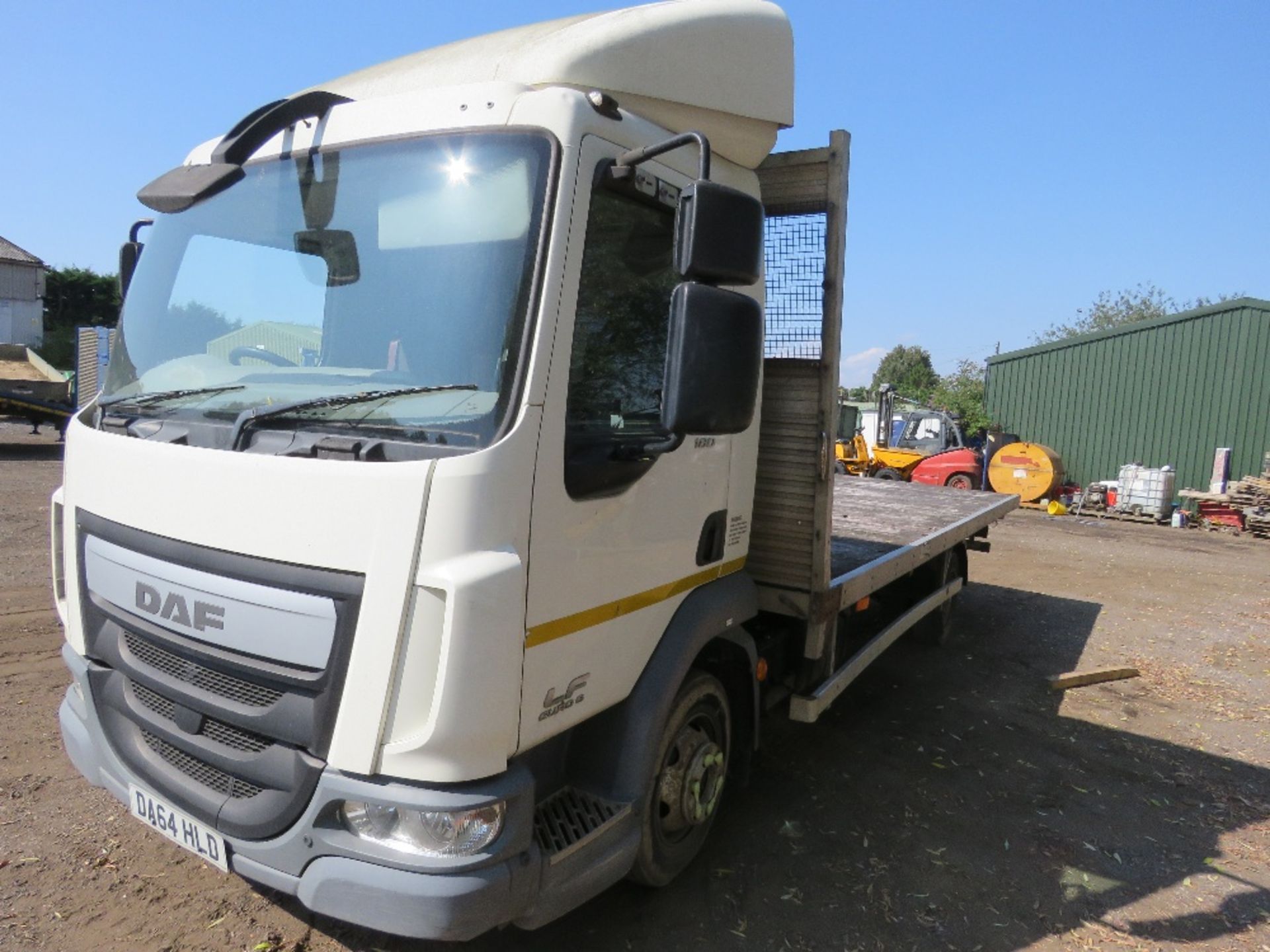 DAF LF180 FLAT BED LORRY REG:DA64 HLD. EURO 6. 7500KG RATED. AUTO GEARBOX. SOURCED FROM COMPANY LIQU - Image 3 of 13