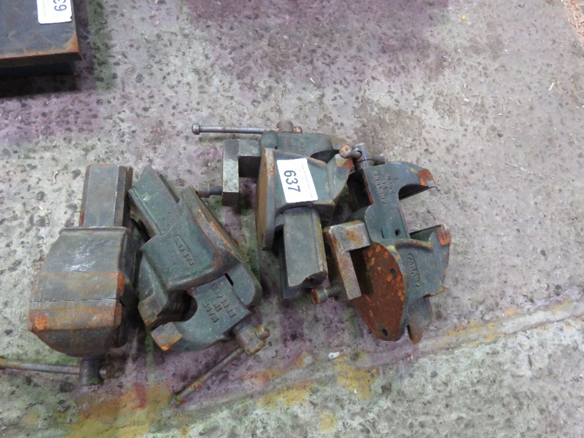 4 X MINI WORKSHOP VICES. THIS LOT IS SOLD UNDER THE AUCTIONEERS MARGIN SCHEME, THEREFORE NO VAT W