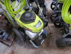 RYOBI 3000PSI HONDA ENGINED PRESSURE WASHER WITH AUTOMATIC SOAP DILUTION. UNUSED WITH LANCE AND HOSE