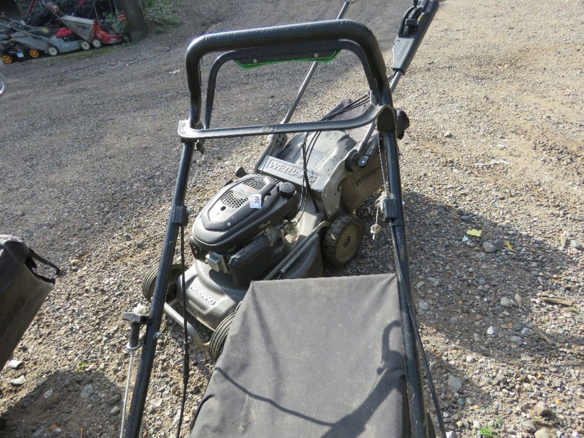 HAYTER HARRIER 56 ROLLER SELF DRIVE LAWNMOWER WITH COLLECTOR, YEAR 2021 . DIRECT FROM LOCAL LANDSCA - Image 3 of 3