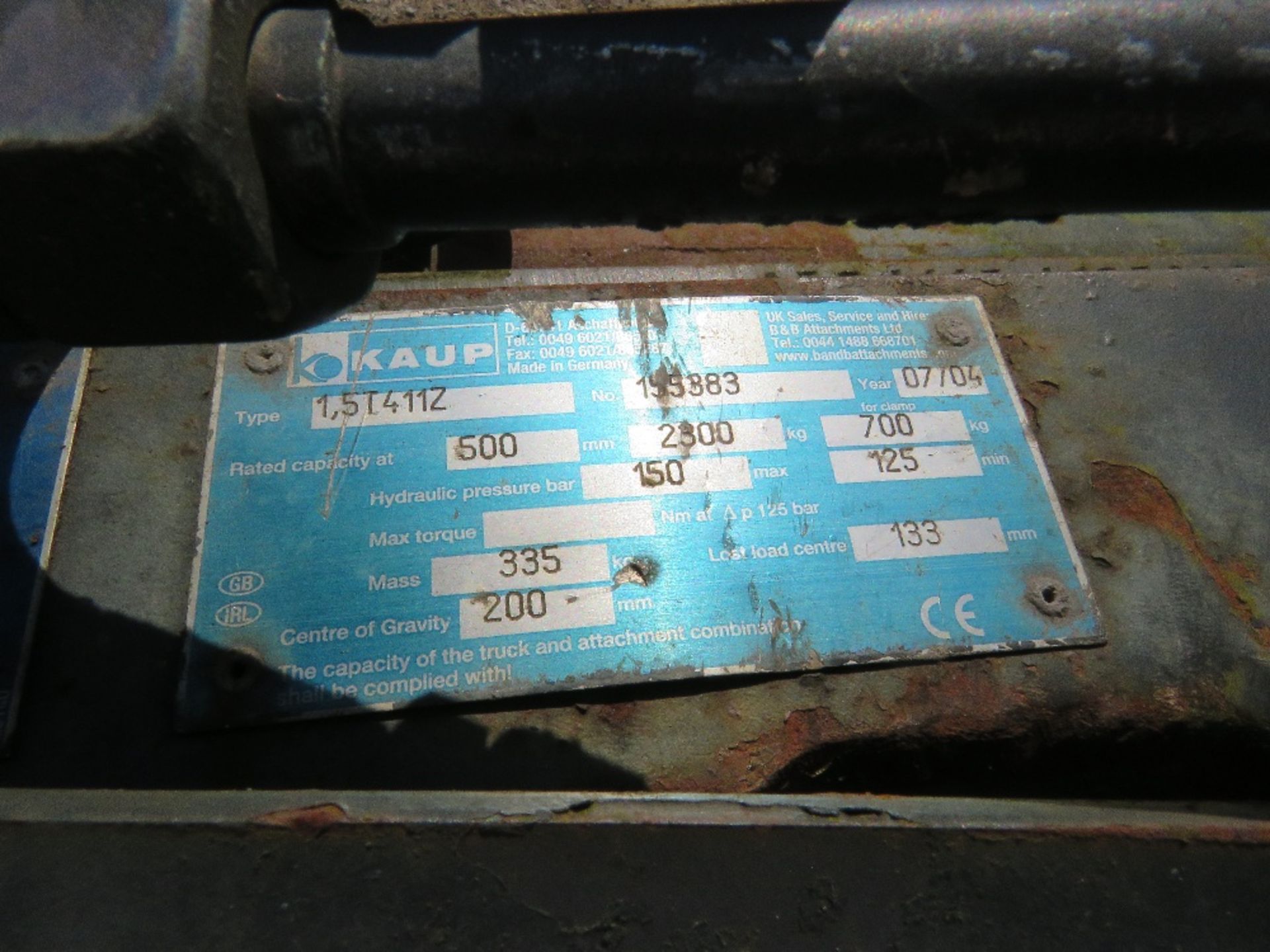 SET OF KAUP FORK POSITIONERS FOR FORKLIFT TRUCK. - Image 5 of 6