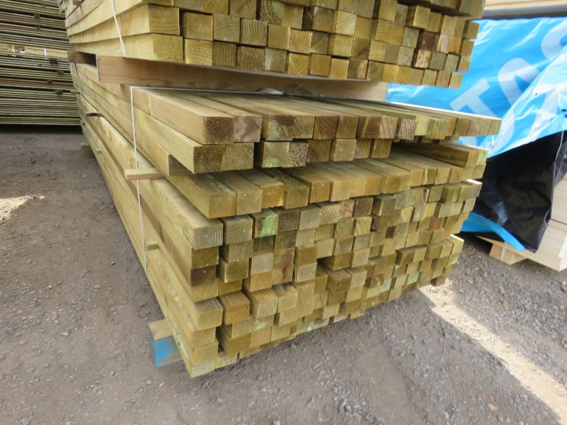 LARGE PACK OF TREATED TIMBER BATTENS / POSTS 52MM X45MM APPROX 2.0M -2.7M LENGTH APPROX. 190NO PIECE