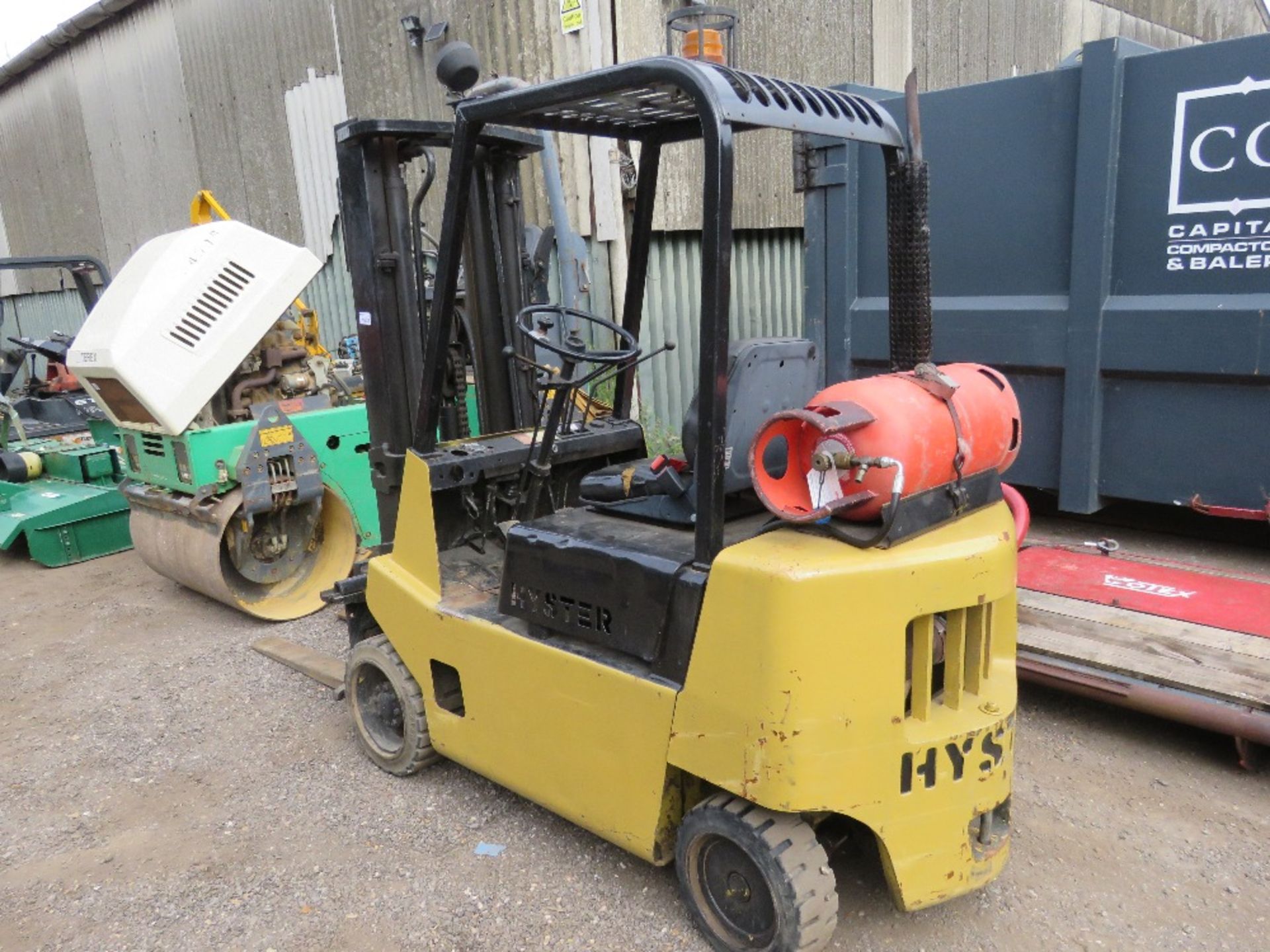 HYSTER GAS 2.5TONNE FORKLIFT TRUCK MODEL S2.50XL WITH CONTAINER SPEC MAST. WHEN TESTED WAS SEEN TO D - Image 7 of 13