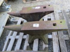 BLACKSMITH'S ANVIL, 80CM LENGTH APPROX. THIS LOT IS SOLD UNDER THE AUCTIONEERS MARGIN SCHEME, THE