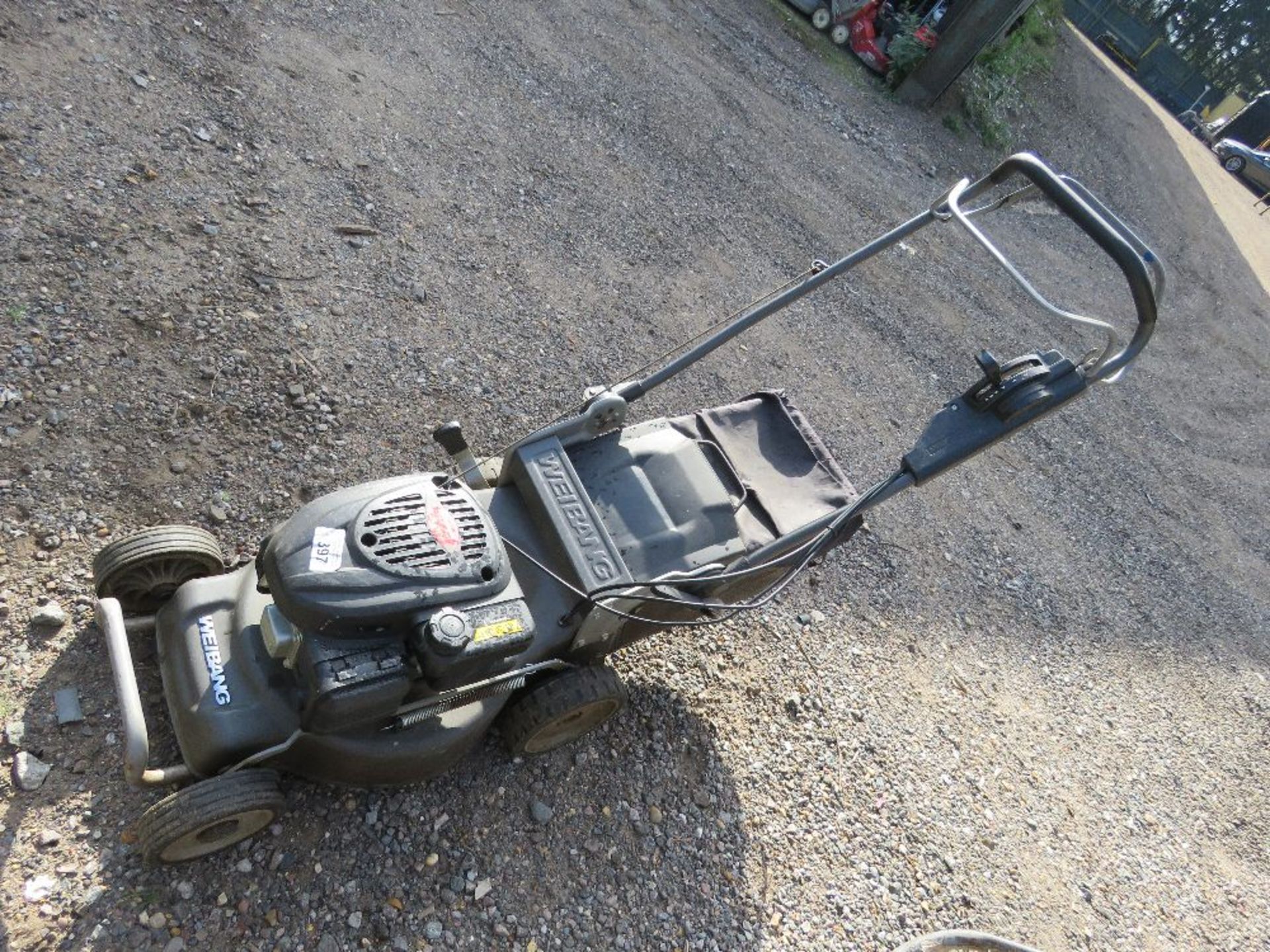 WEIBANG PROFESSIONAL SELF DRIVE LAWNMOWER WITH COLLECTOR, YEAR 2021 APPROX. DIRECT FROM LOCAL LANDSC - Image 2 of 3