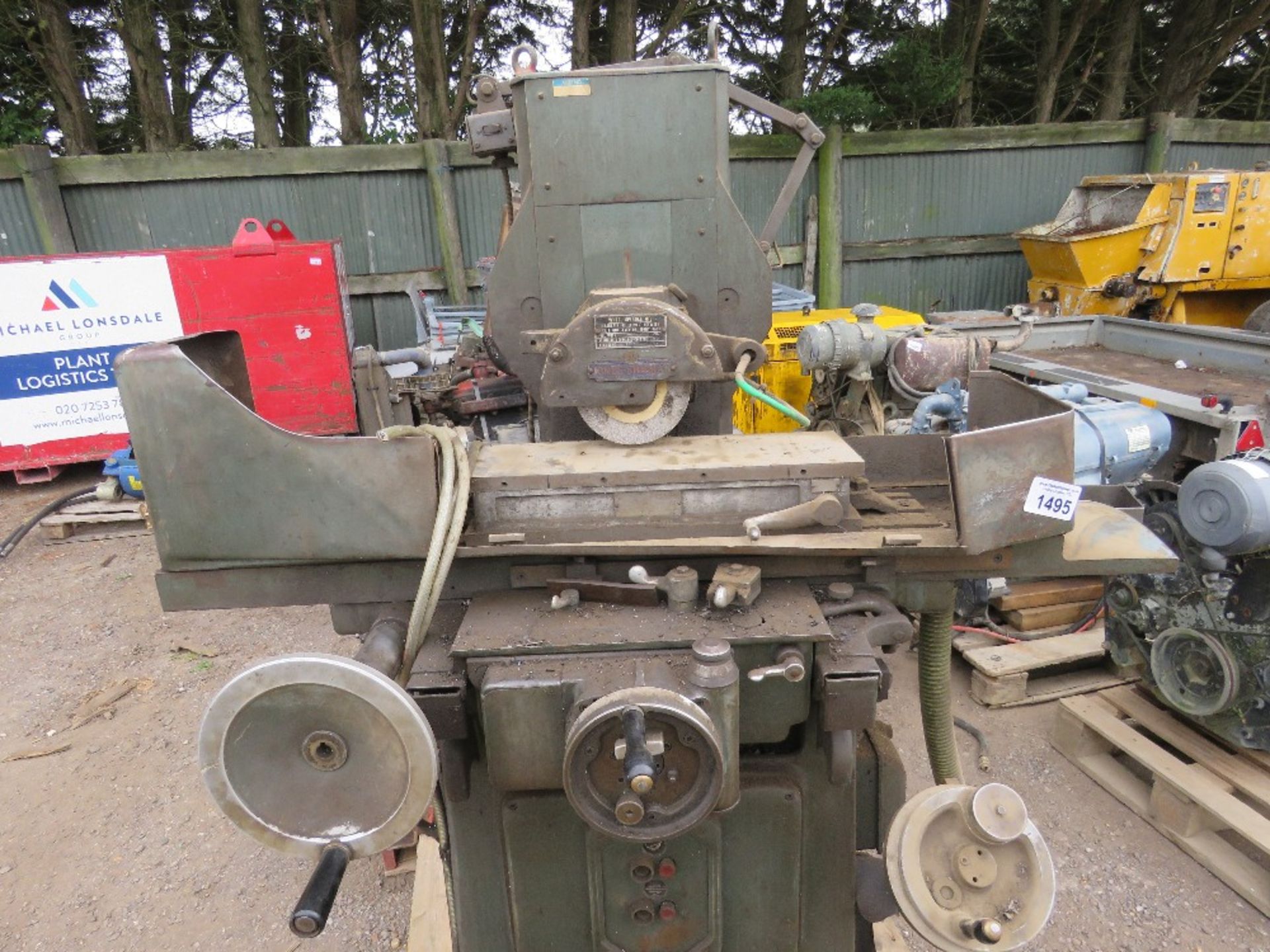 JONES AND SHIPMAN SURFACE GRINDER. - Image 3 of 8