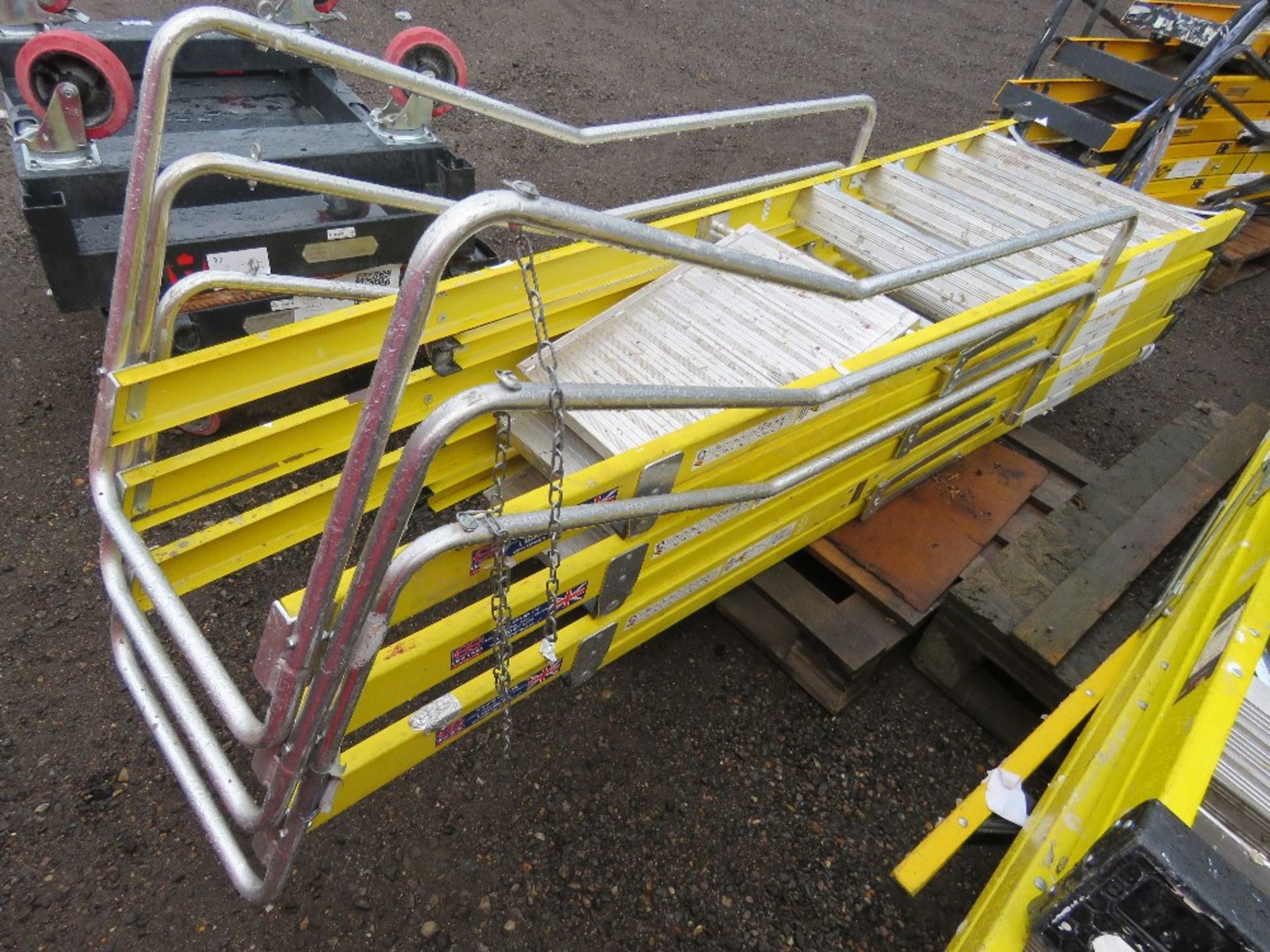 3 X GRP STEP LADDERS. SOURCED FROM LARGE CONSTRUCTION COMPANY LIQUIDATION. - Image 4 of 4