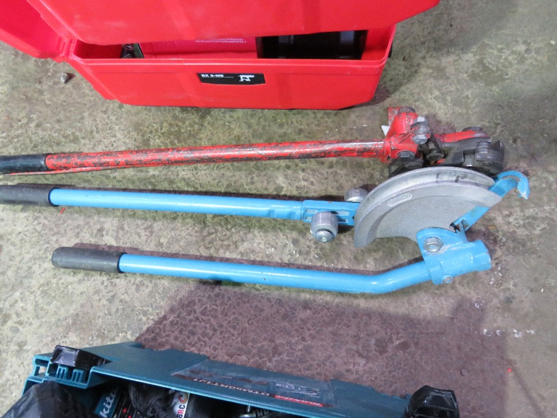 2 X PIPE BENDING/CUTTING TOOLS. SOURCED FROM LOCAL BUILDING COMPANY LIQUIDATION. - Image 4 of 4