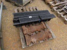 CAST IRON MOLD SECTIONS PLUS 2 X DRAIN GULLEY GRILLES.