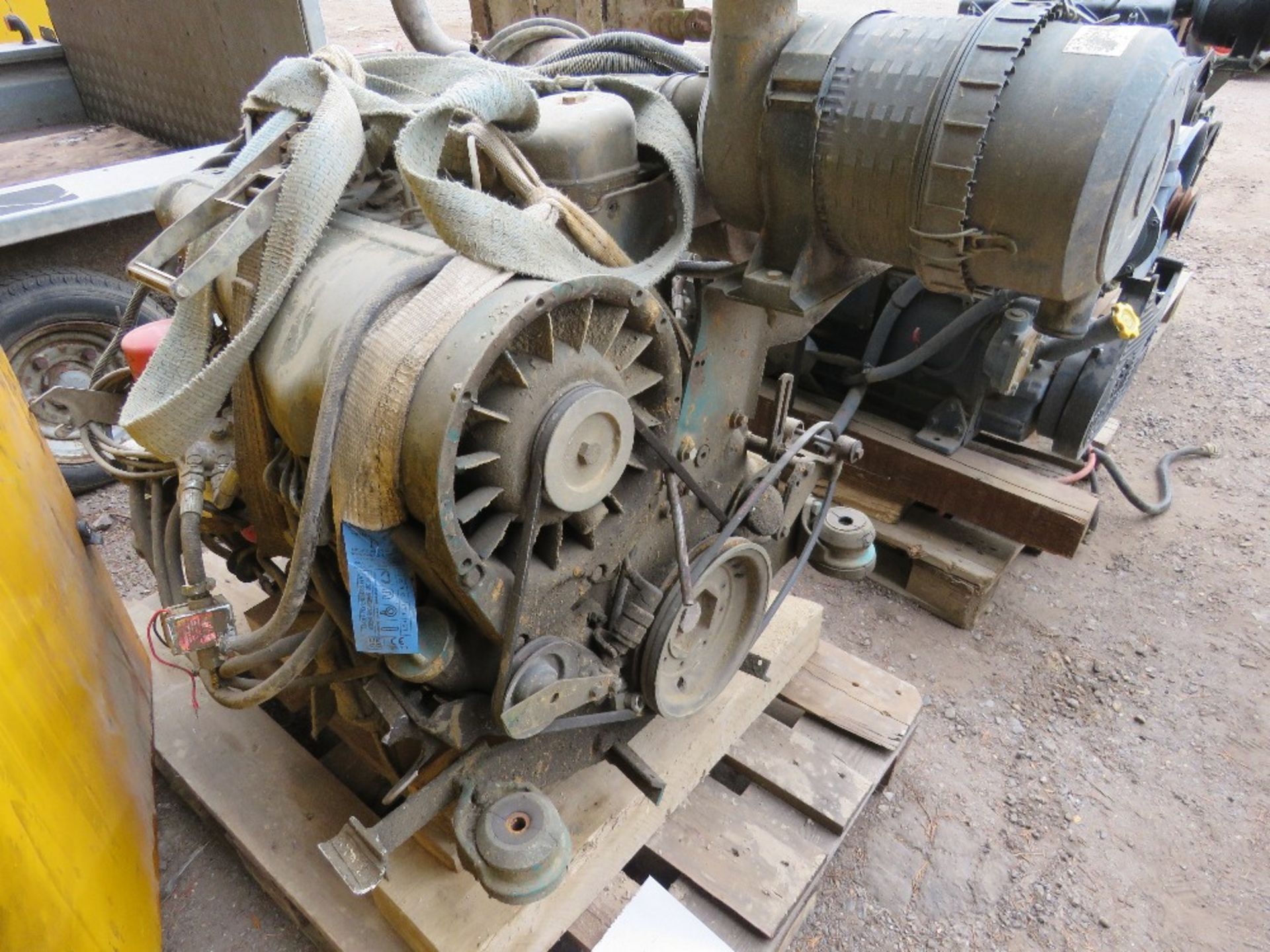 DEUTZ AIR COOLED ENGINE TYPE F4L912 49KW OUTPUT. RUNNING WHEN REMOVED AS PART OF LOW EMMISSION PIL - Image 2 of 6