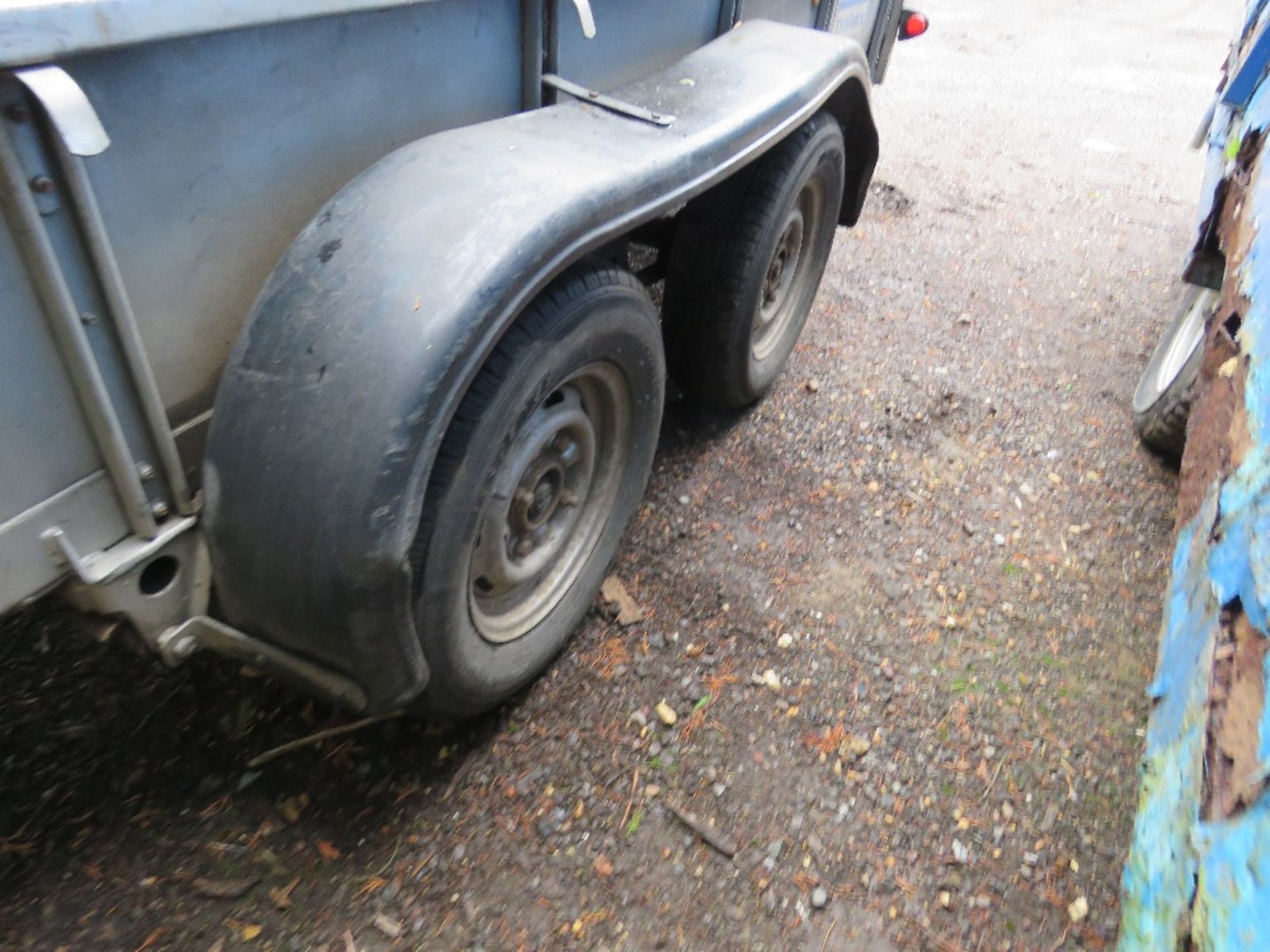 IFOR WILLIAMS GD105G TRAILER COMPLETE WITH MESH CAGE SIDES. SN: SCK40000010315322 - Image 7 of 9