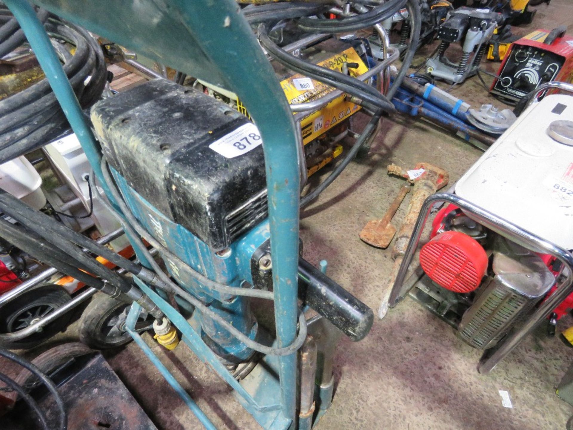 BOSCH 110V UPRIGHT BREAKER ON TROLLEY WITH POINTS - Image 2 of 3