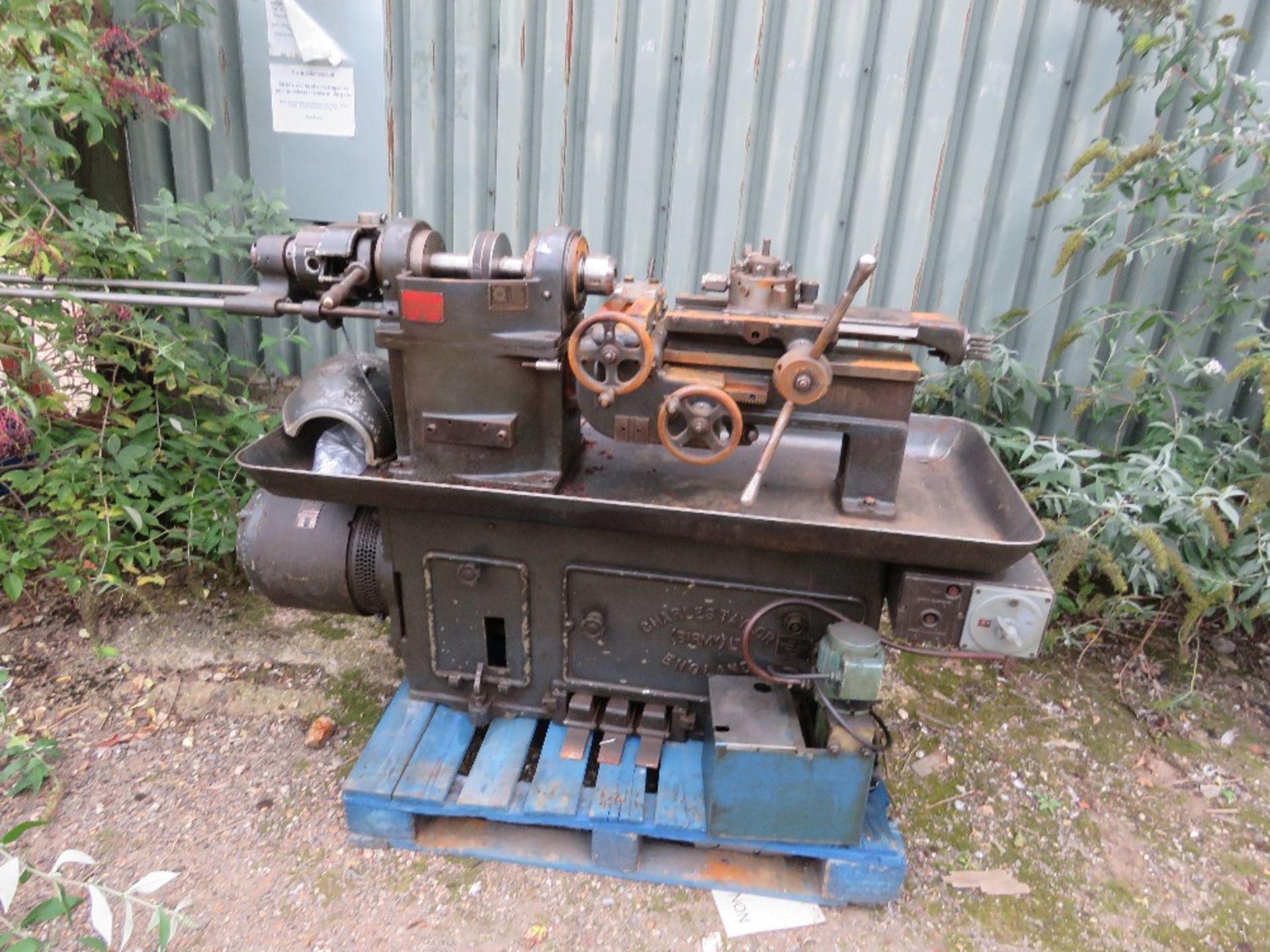 TAYLOR LATHE UNIT. THIS LOT IS SOLD UNDER THE AUCTIONEERS MARGIN SCHEME, THEREFORE NO VAT WILL BE - Image 2 of 5