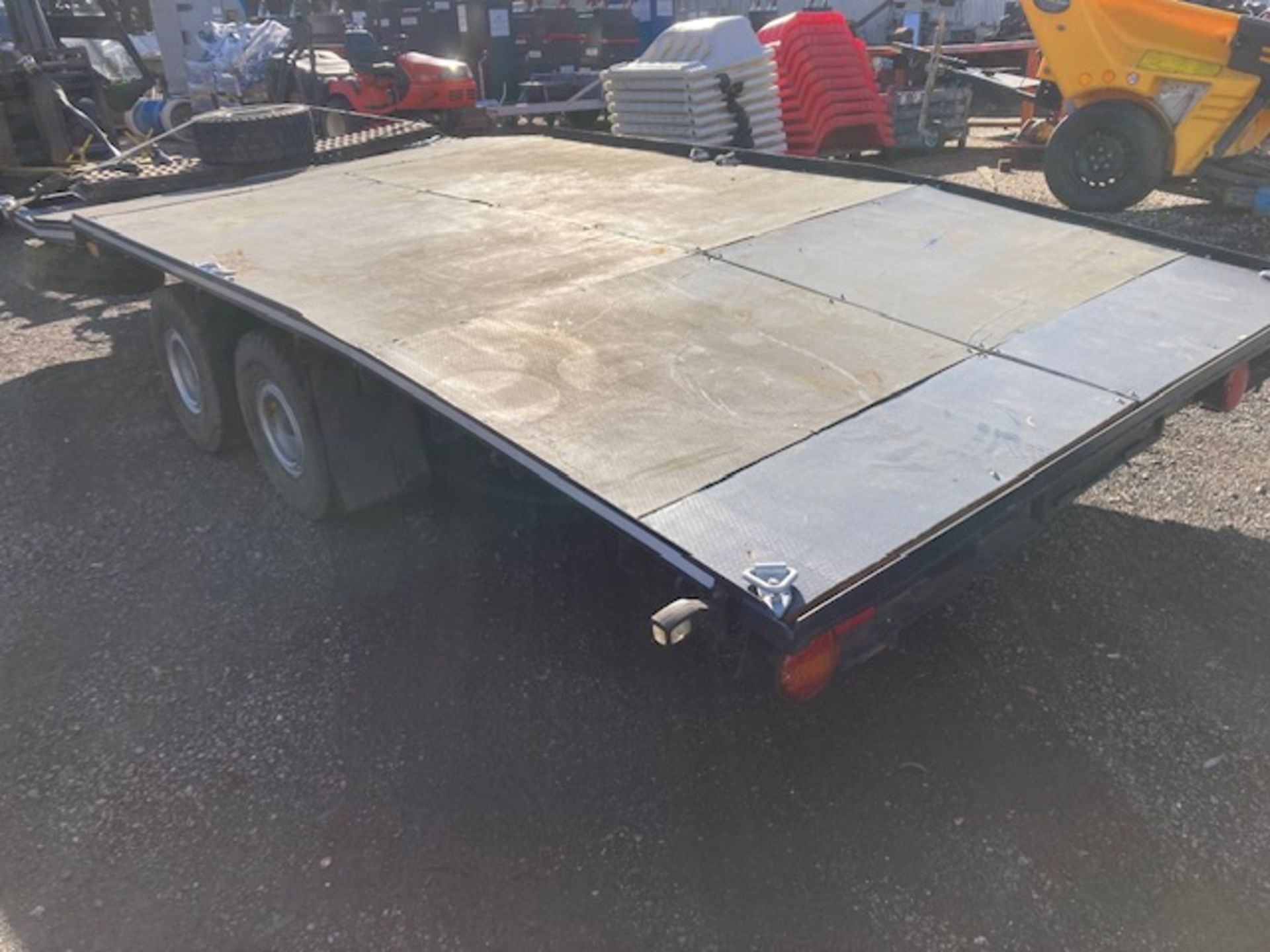 HEAVY DUTY TWIN AXLED PLANT TRAILER 16FT X 7FT6" BED - Image 6 of 9