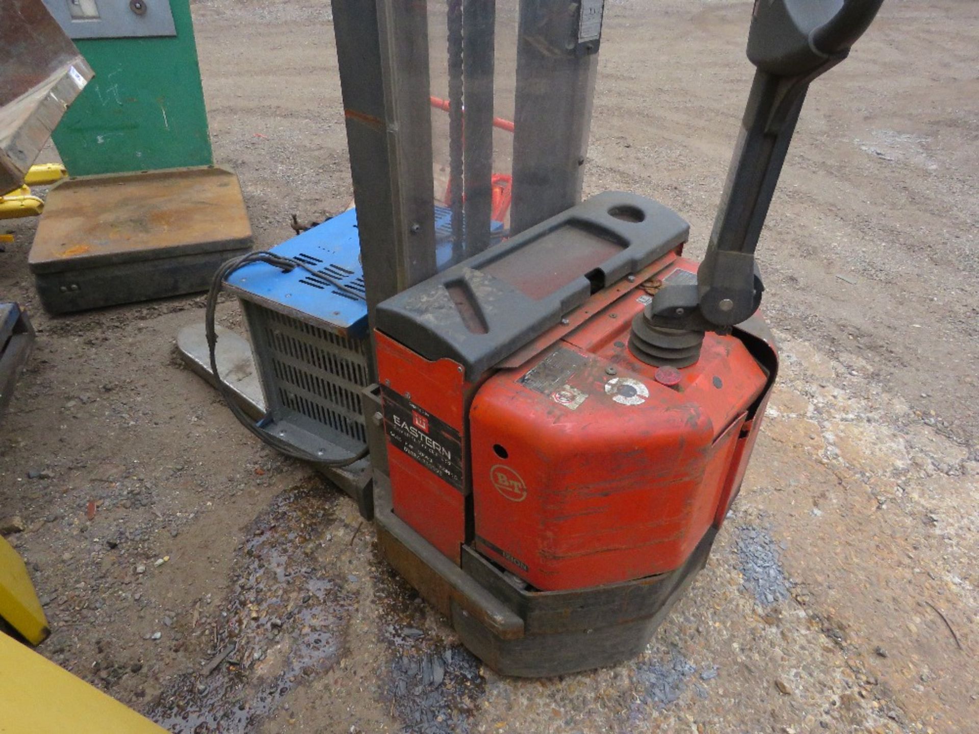 BT BATTERY POWERED PEDESTRIAN FORKLIFT WITH CHARGER. SOURCED FROM SITE CLOSURE. - Image 4 of 7
