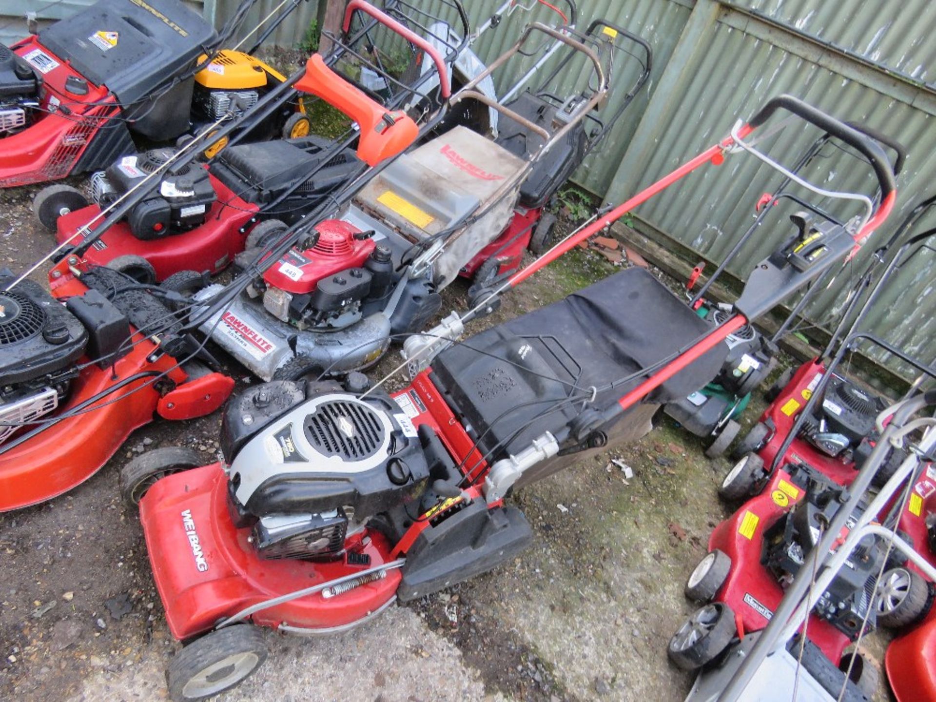 WEIBANG LEGACY 48V ROLLER MOWER WITH COLLECTOR. DIRECT FROM LOCAL LANDSCAPE COMPANY WHO ARE CLOSING - Image 2 of 4
