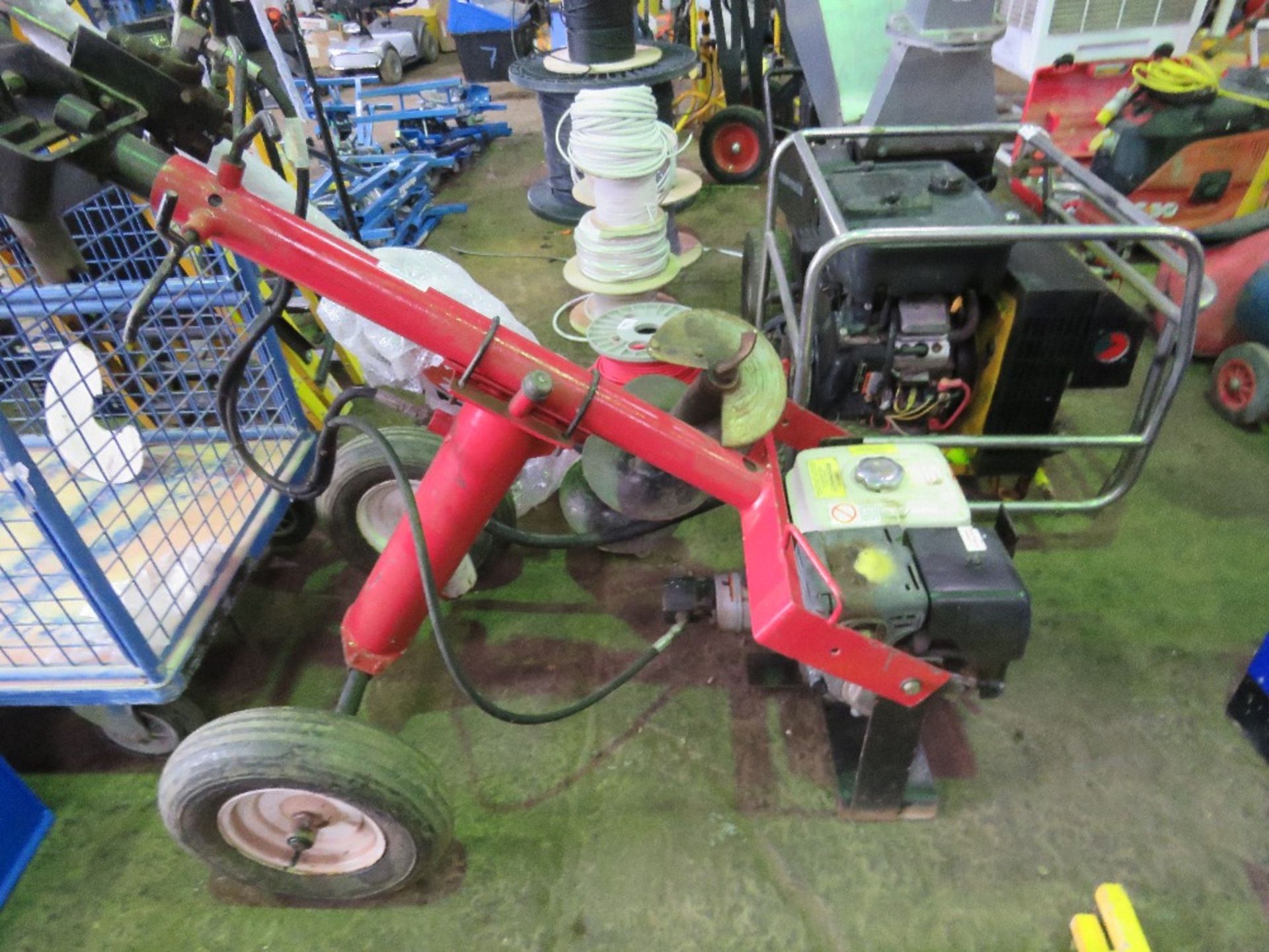 COMPAC PETROL ENGINED AUGER UNIT HYDRAULIC DRIVEN - Image 6 of 6