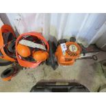 STIHL HS45 HEDGE CUTTER PLUS 2 X HELMETS, FOR SPARES/REPAIR. THIS LOT IS SOLD UNDER THE AUCTIONEE