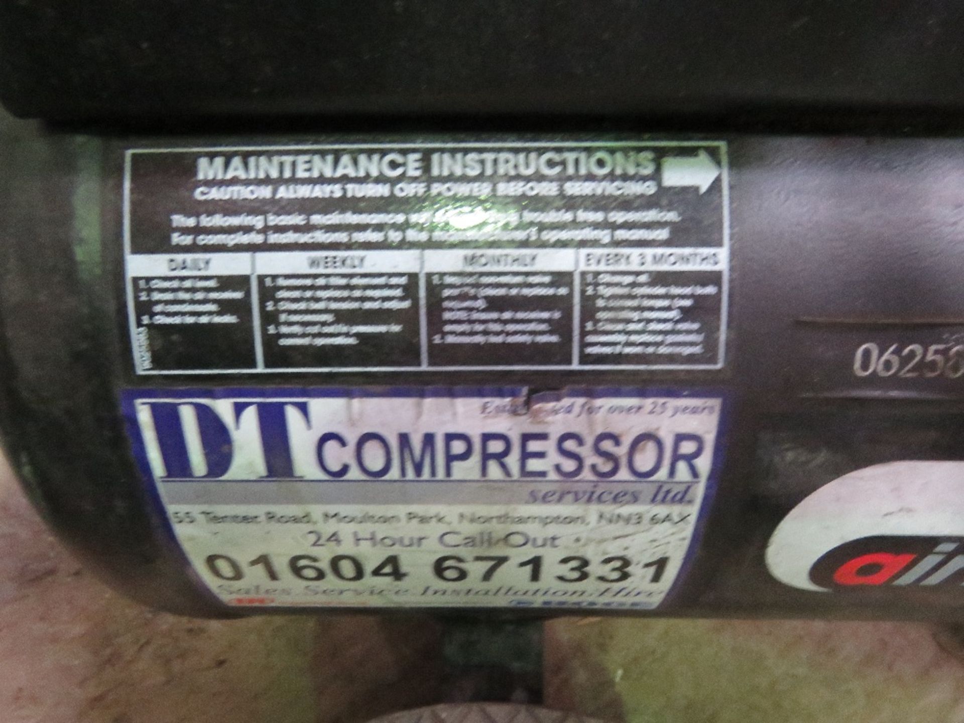 SIP AIR COMPRESSOR, 240VOLT POWERED. SOURCED FROM SITE CLOSURE/CLEARANCE. - Image 4 of 4